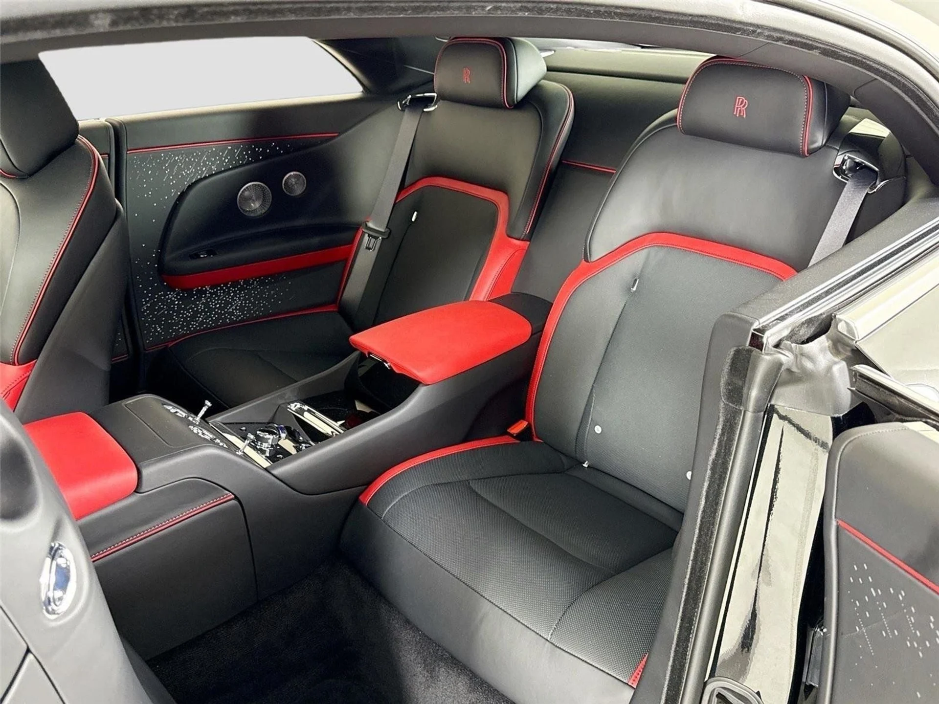 mph013_3296468459_fbd98081ef64819b5f91a26622c9822b_70a050b752