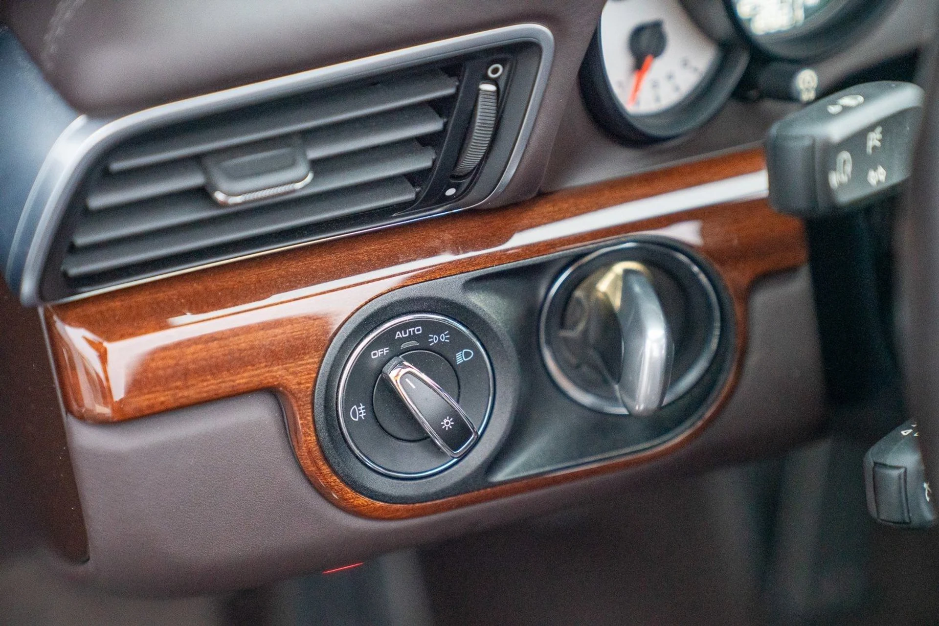 mph013_3301985632_60786e9e4a5c0b63096543d8a2cb059fx_22639c4dc0