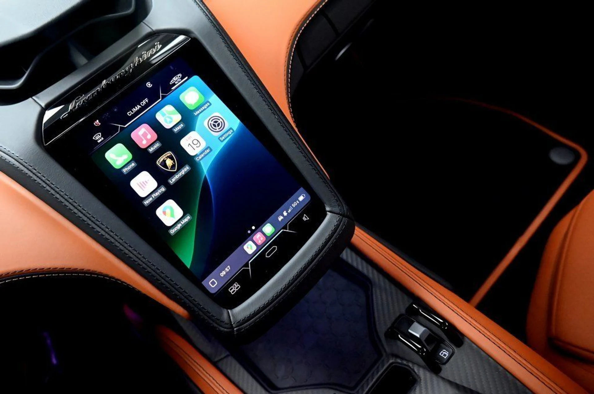 mph013_3303568595_1f3ba03cbef1a8078a17897f55f84414_131418b8b9