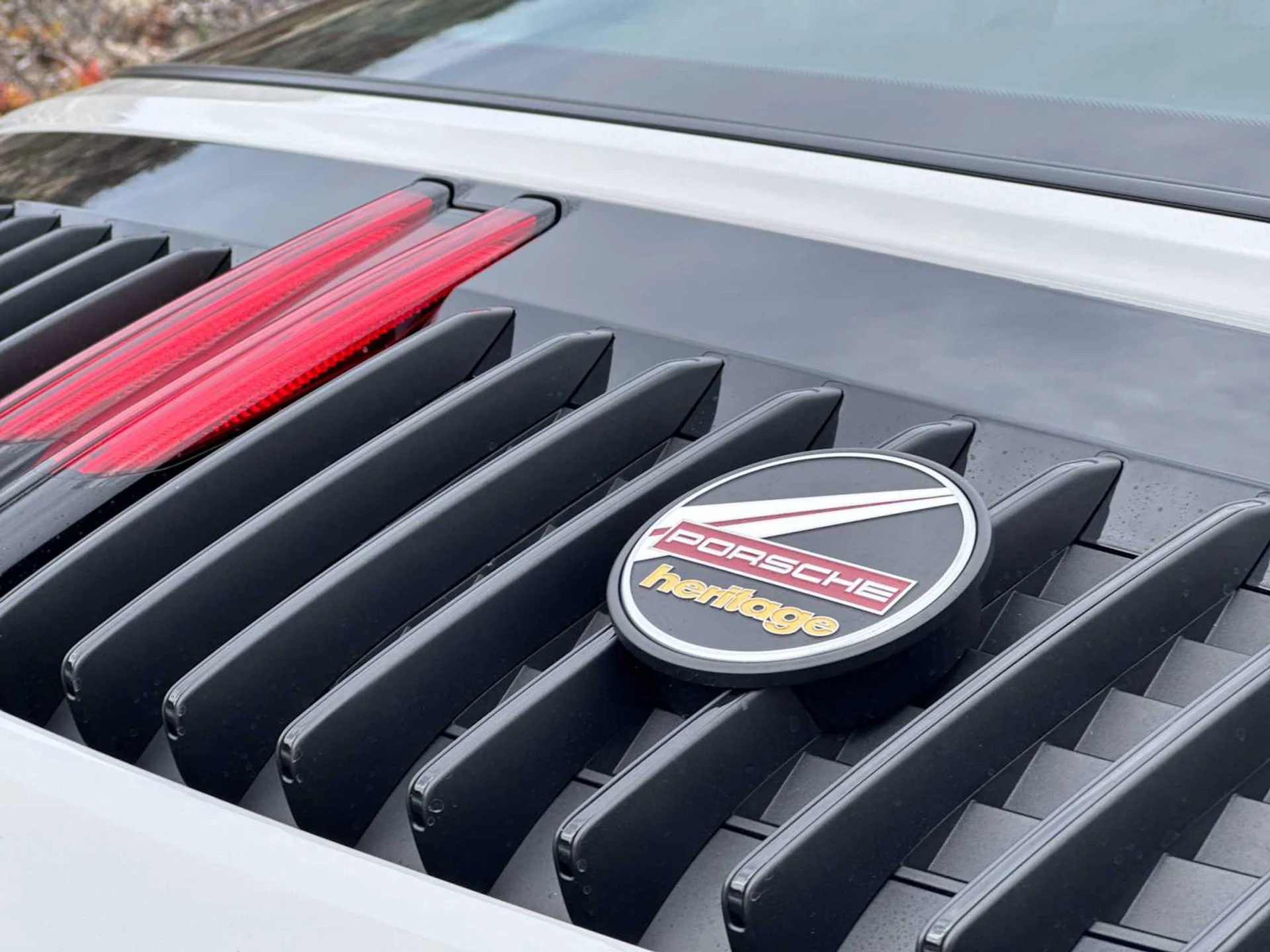 mph013_3304180928_8209f8b22dc311c75c53e1fe1ecc8bd3x_ea457252d0