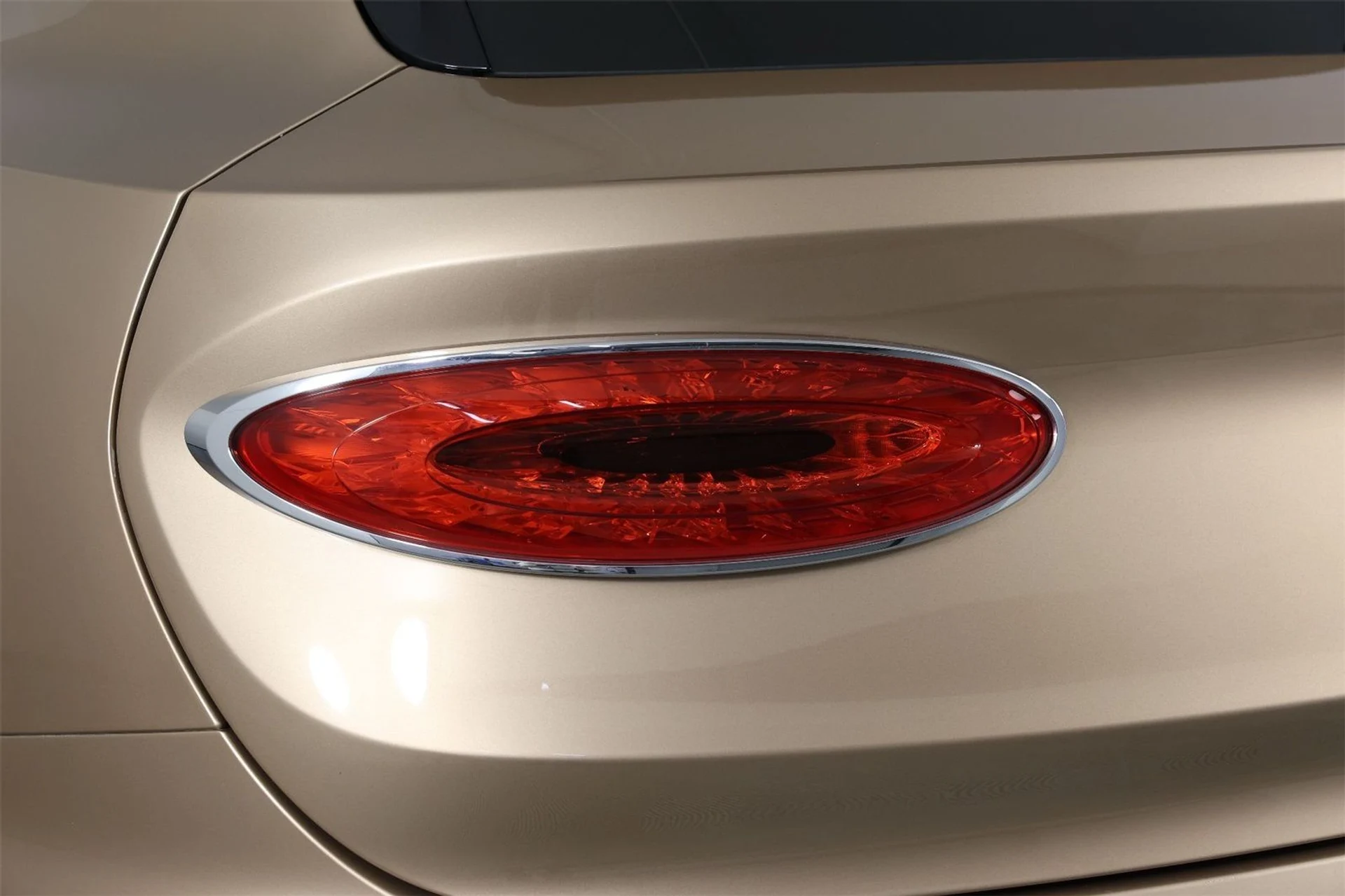 mph013_3307836974_139cd9017c51f989ba3b4c4adeeb1fae_7f2def1ed6