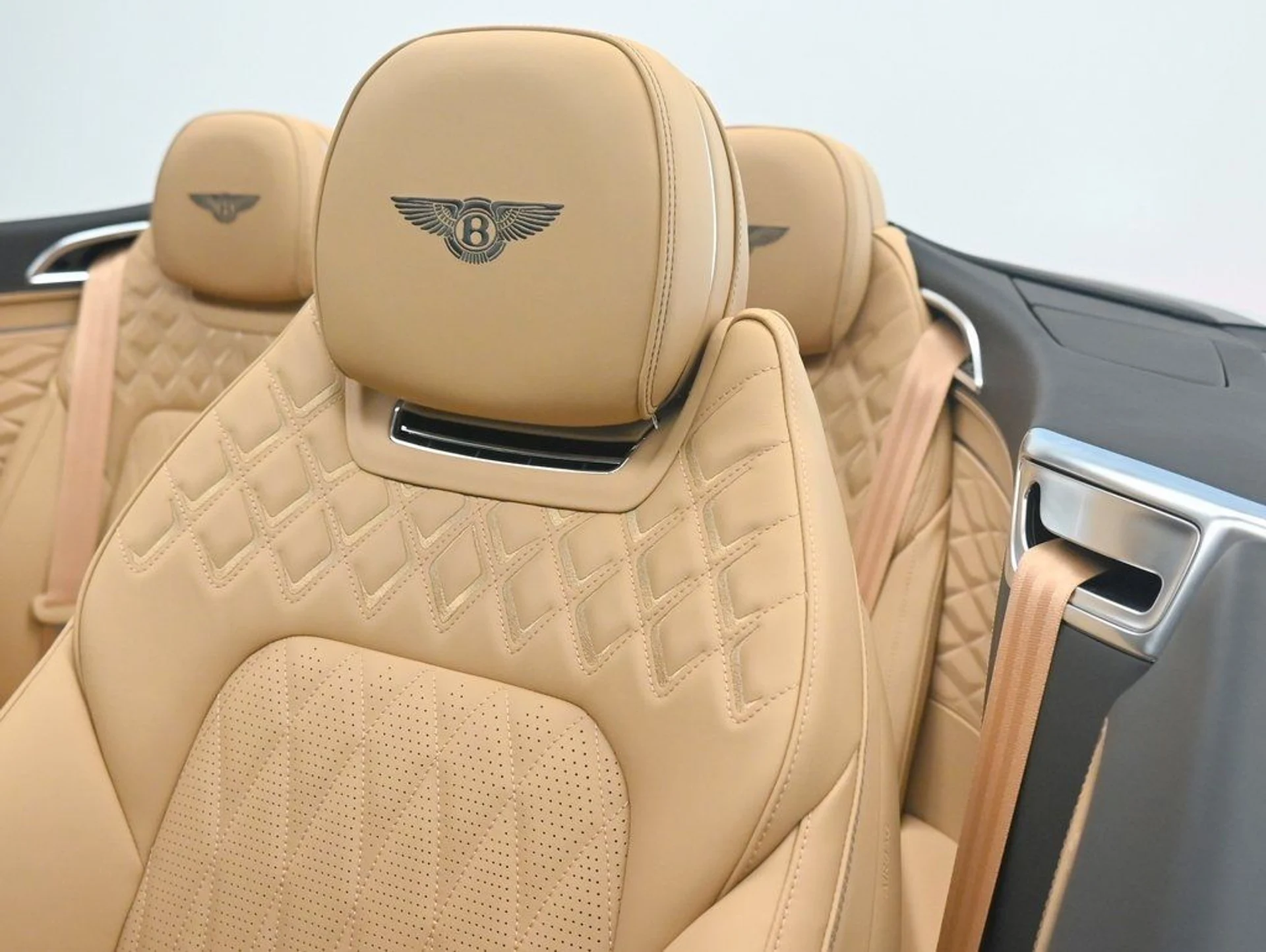 mph013_3308974049_bbe363fb3b7ca11d972c20d5e887a96b_fbb2526045