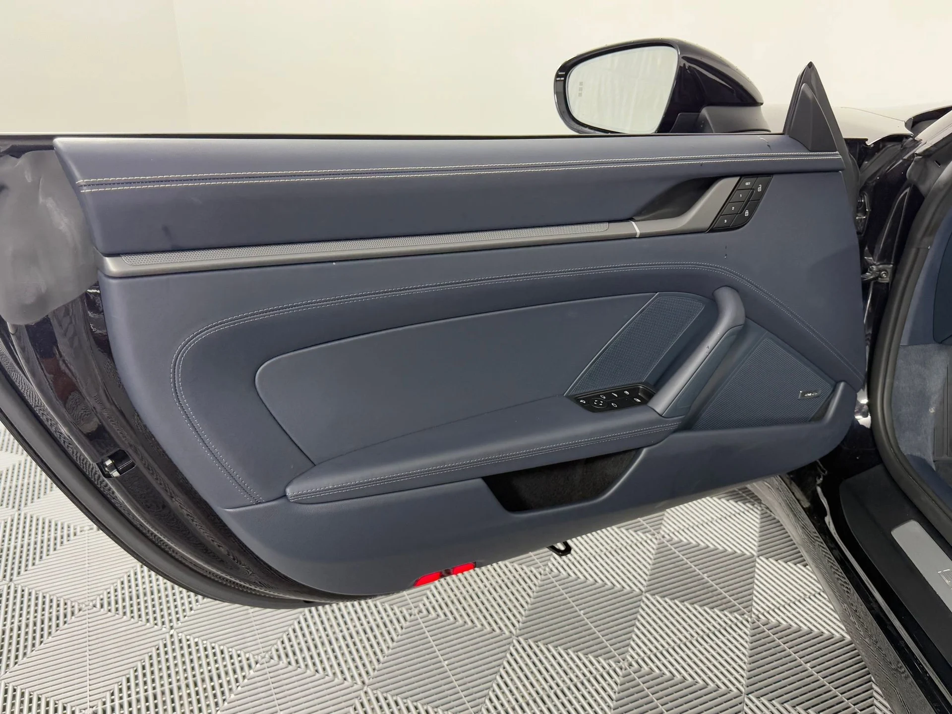 mph013_3309206244_0f257ef5eae86fc6fae6485477c0e436x_6cb7027258