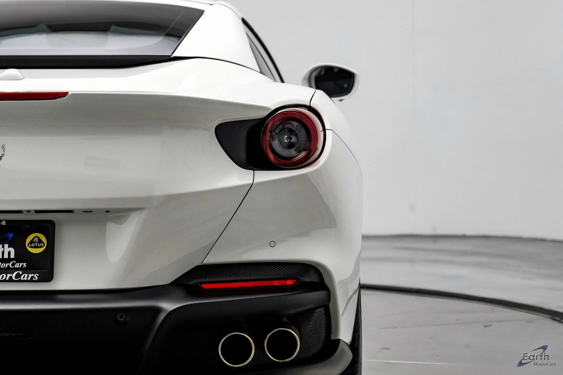 mph013_331243668_92792ceeea79b367d8be86f2a844e143x_2a10d9a2a4