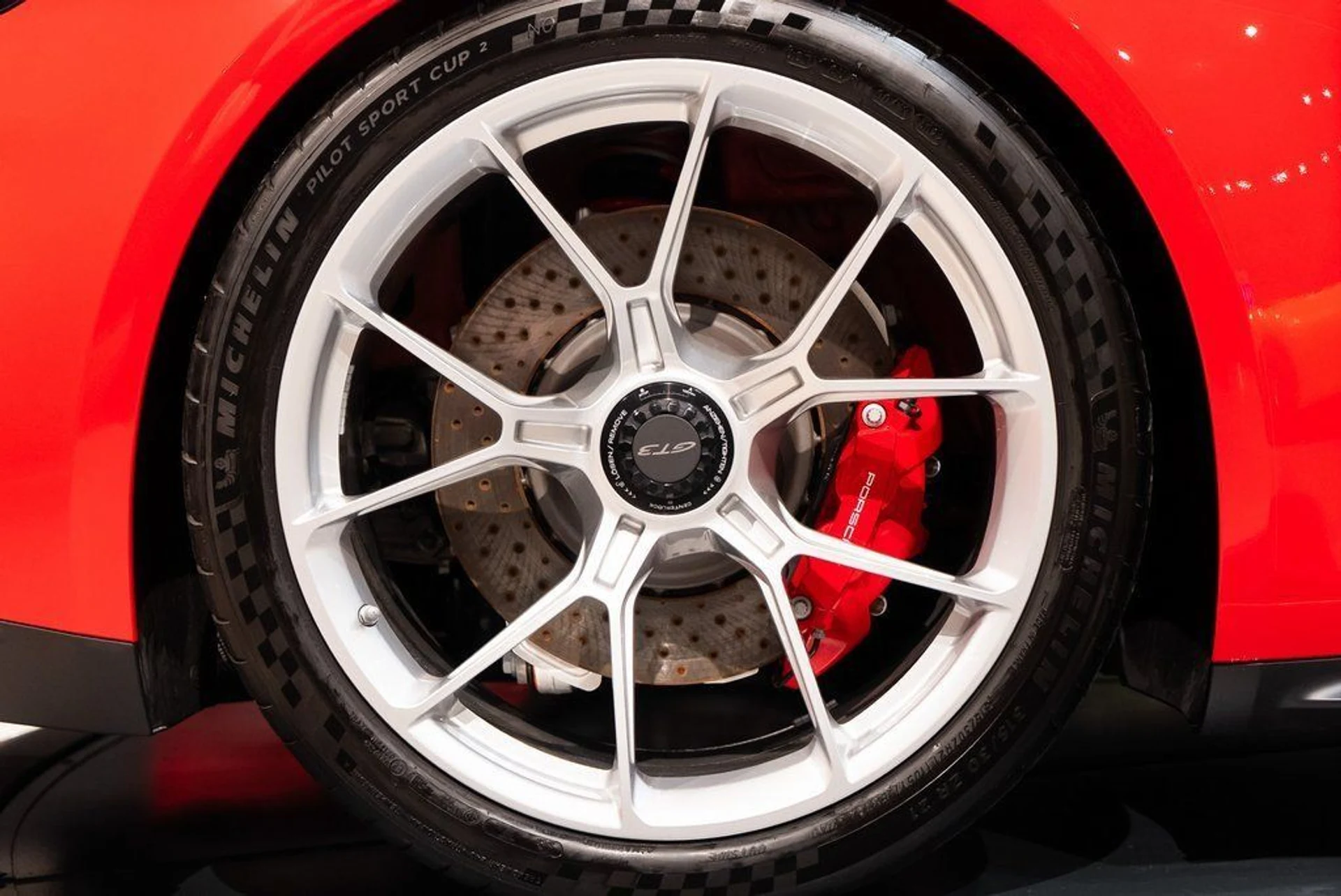 mph013_3315651392_7b37cd75856b126431e686aeb8067129_bf3b6be902