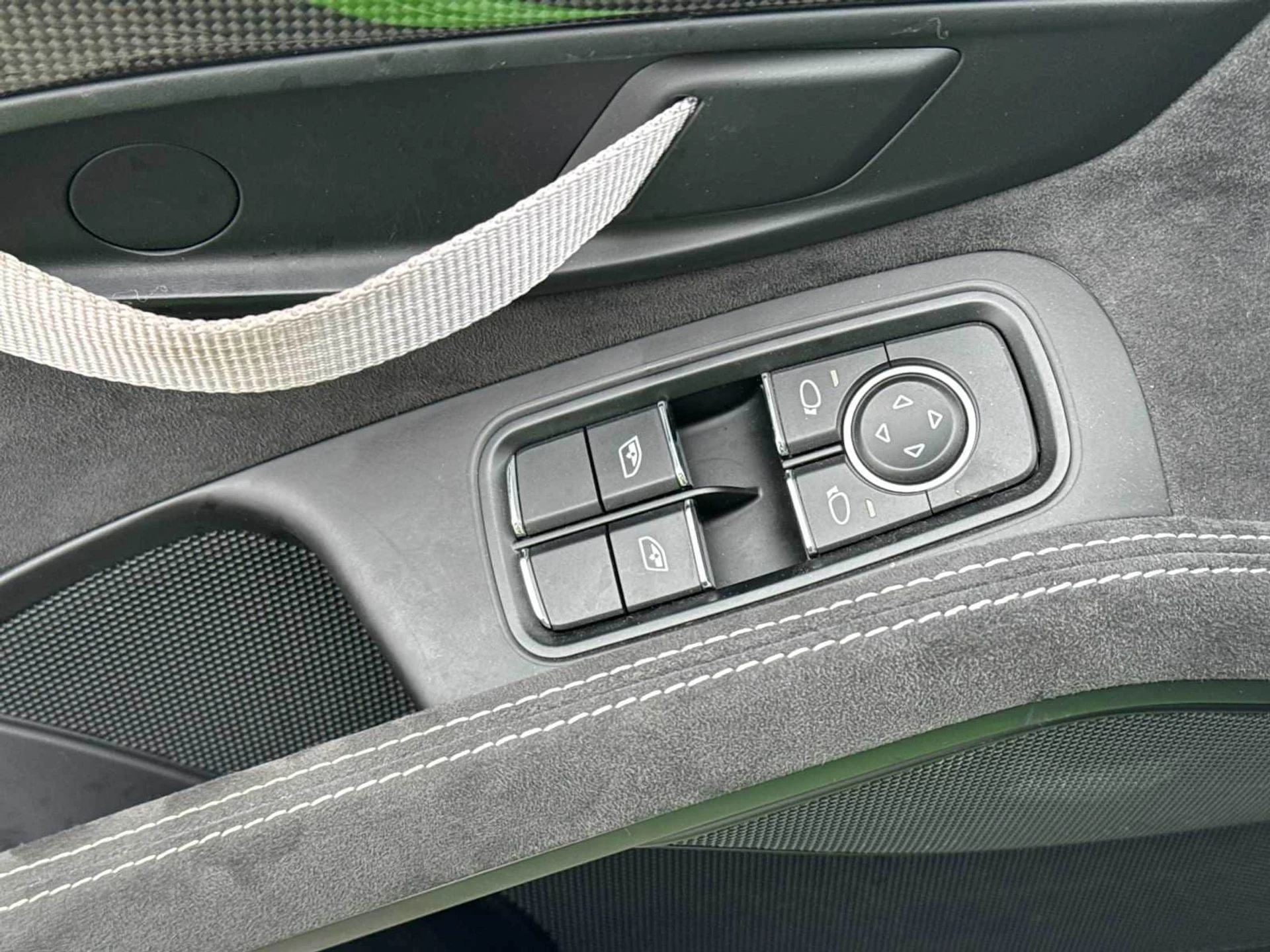 mph013_3317683059_658a83ad5abf555200424a32a8cd2d7dx_5eca801a8e