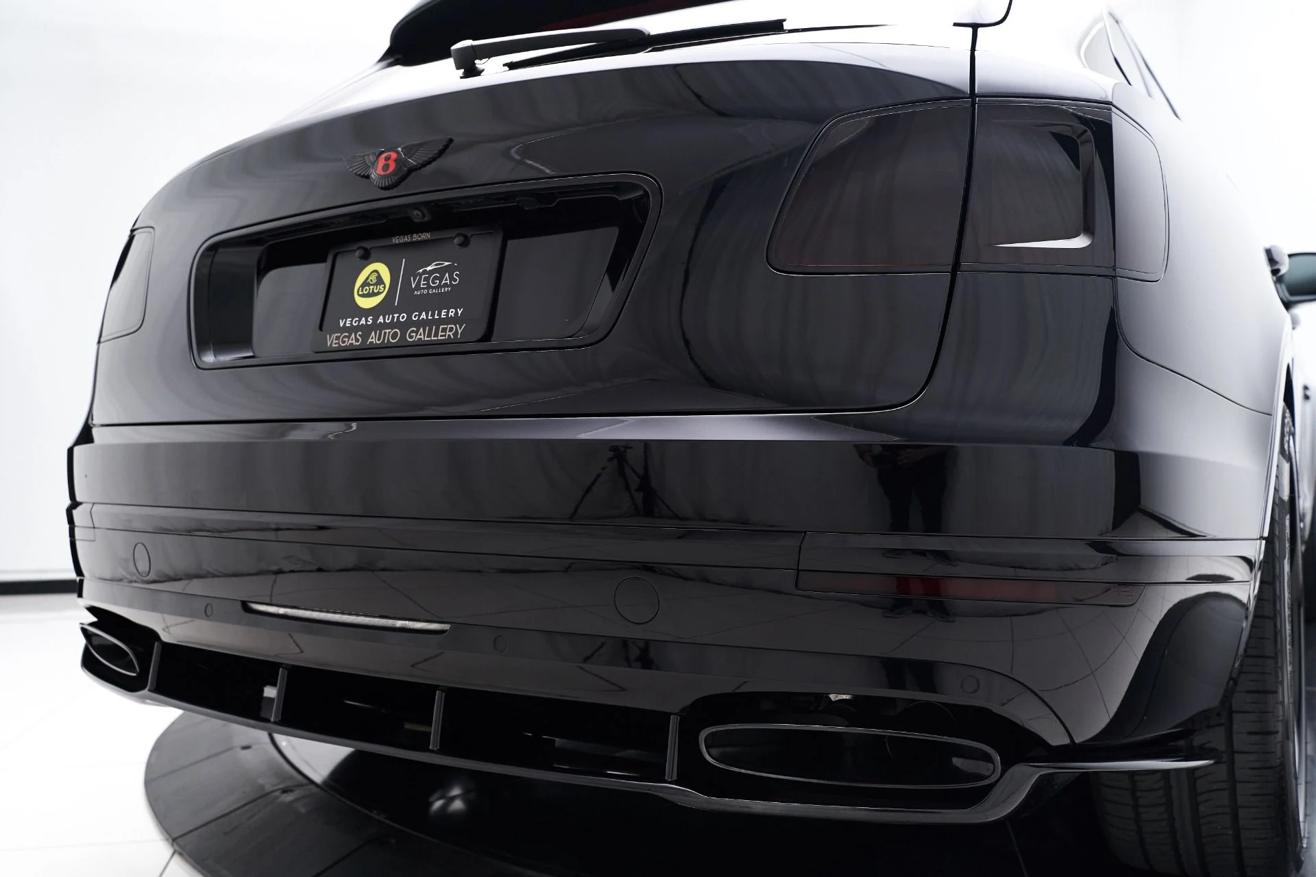 mph013_3334357921_Used_2017_Bentley_Bentayga_W12_1648839996_a91912db85