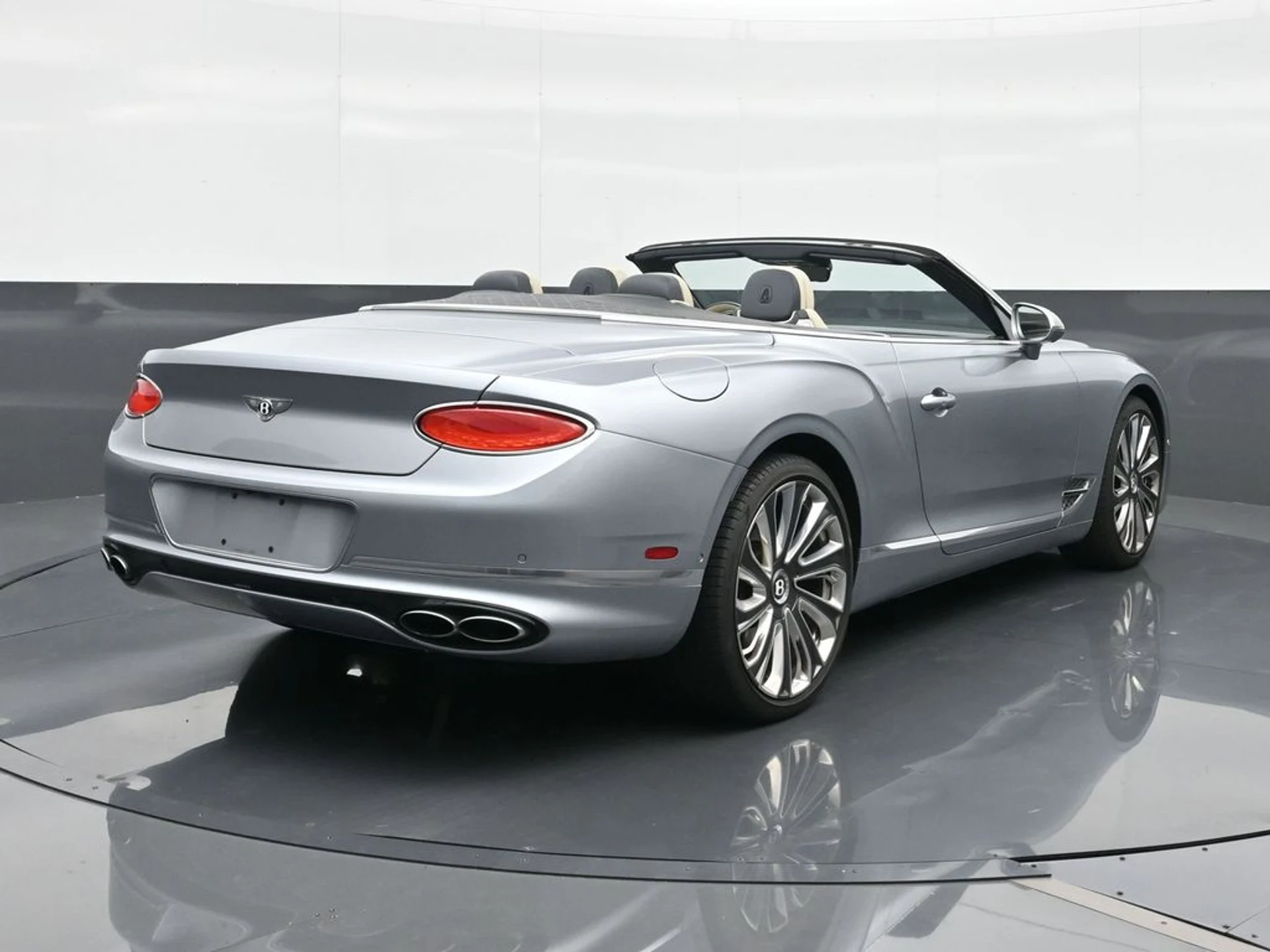 mph013_3334449662_8291164a7883f653bb526e072ee202f7x_5af1ee9056