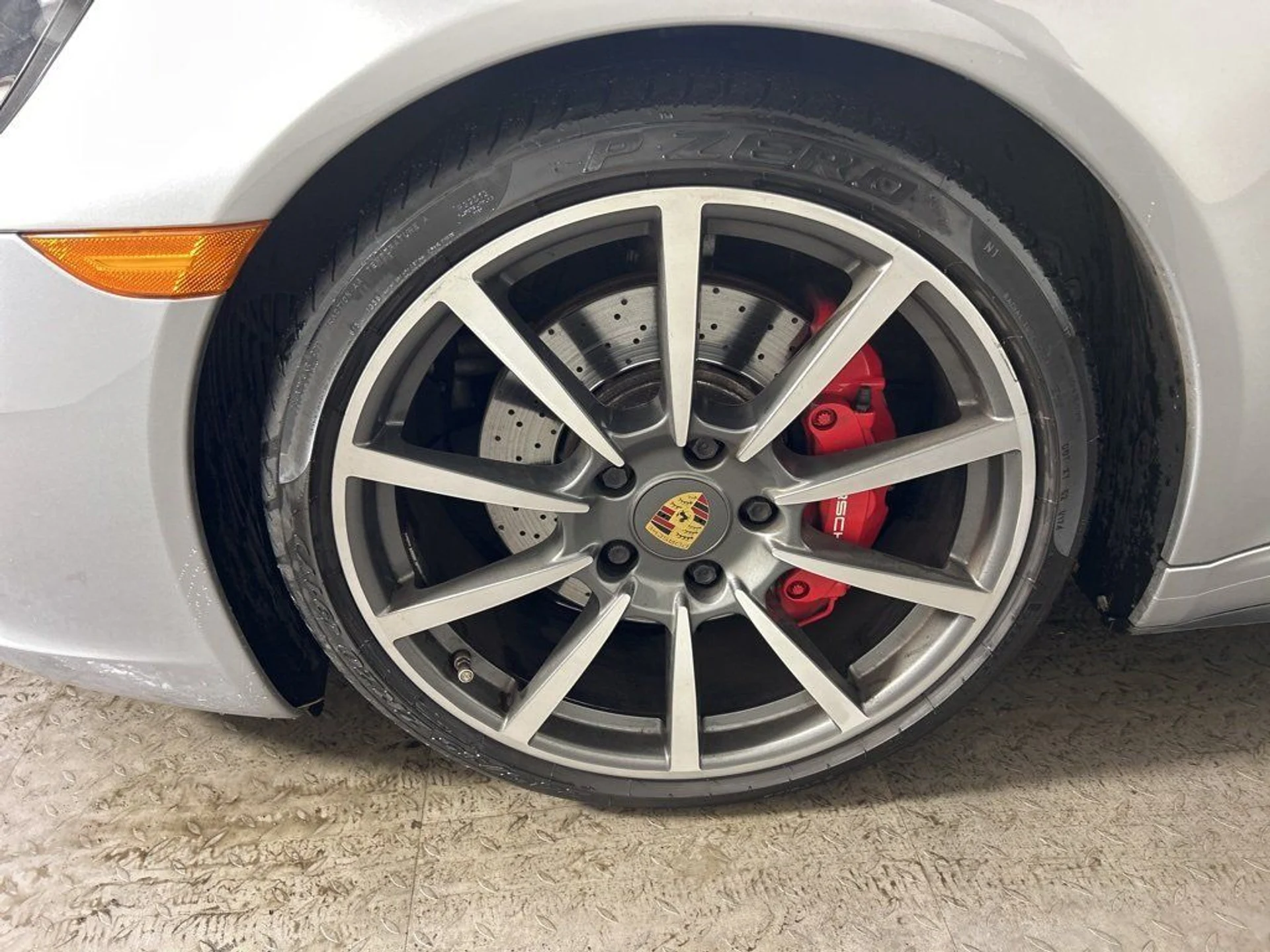 mph013_3335611340_d794cddcc2af481cb9632159acefc70f_085fd1e339