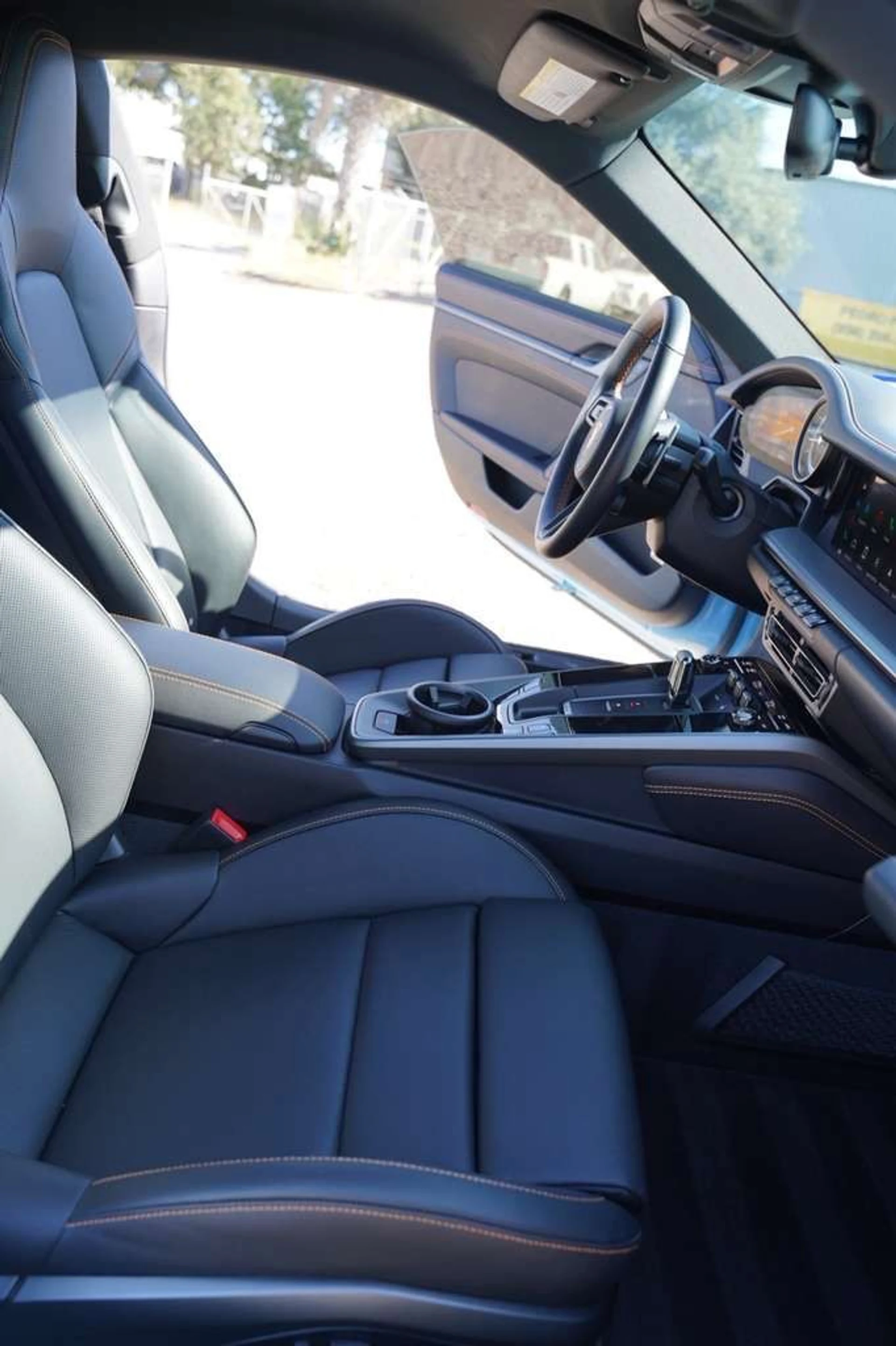 mph013_3337387569_Used_2024_Porsche_911_Carrera_4_S_1770142335_3156eef865