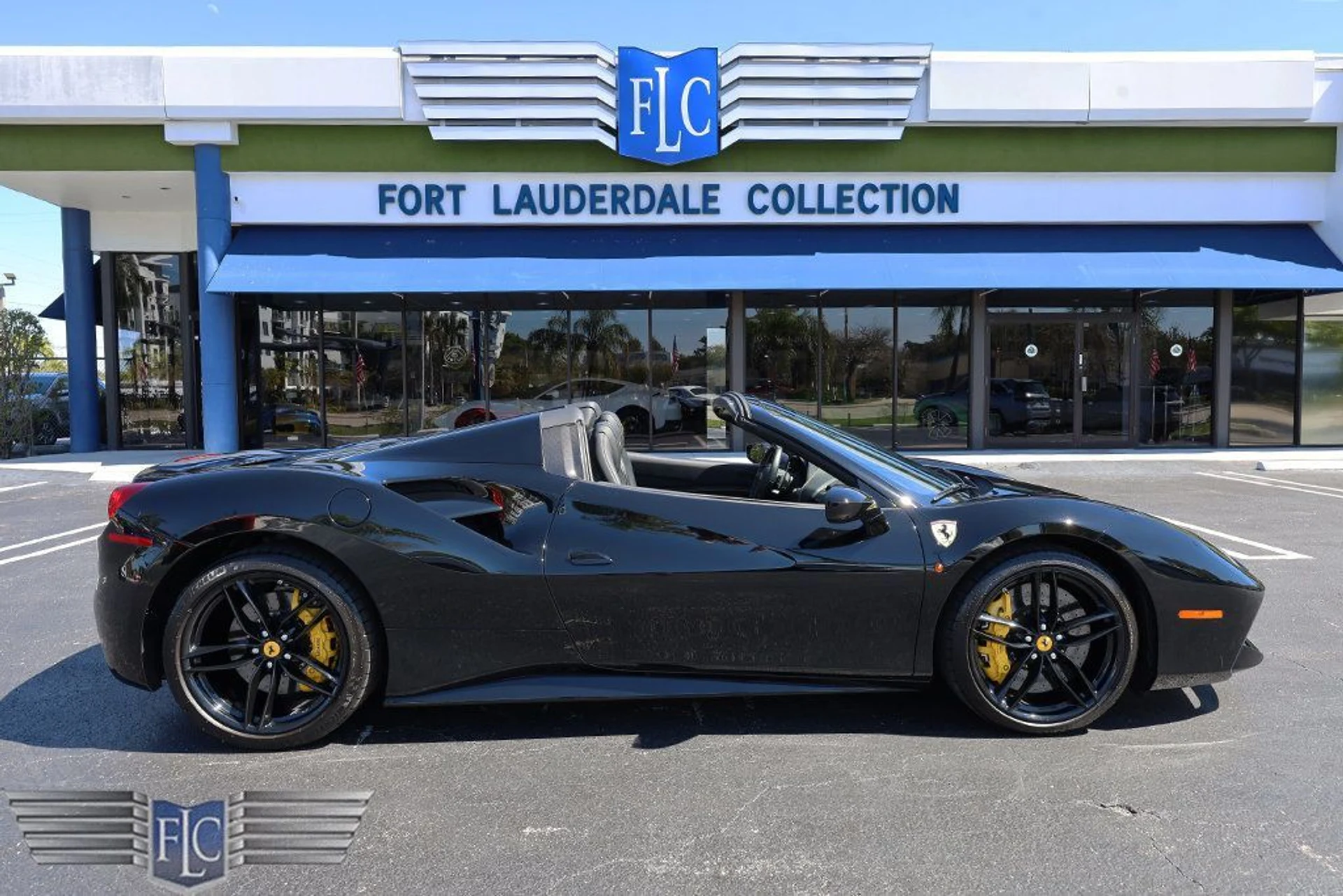 mph013_3345856558_used_2019_ferrari_488_spider_convertible_6305_22989830_14_1024_8012d16f2c