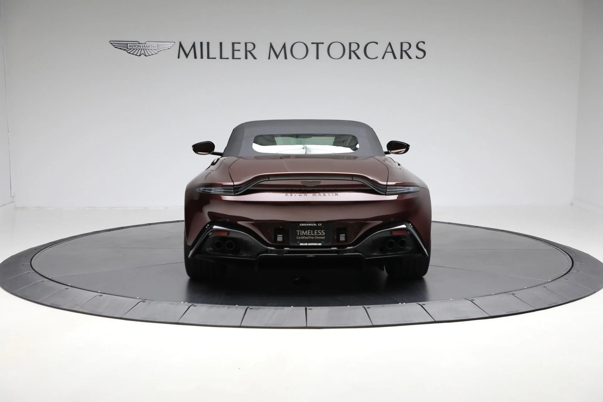 mph013_3356376495_Used_2022_Aston_Martin_Vantage_d0d76f5adb