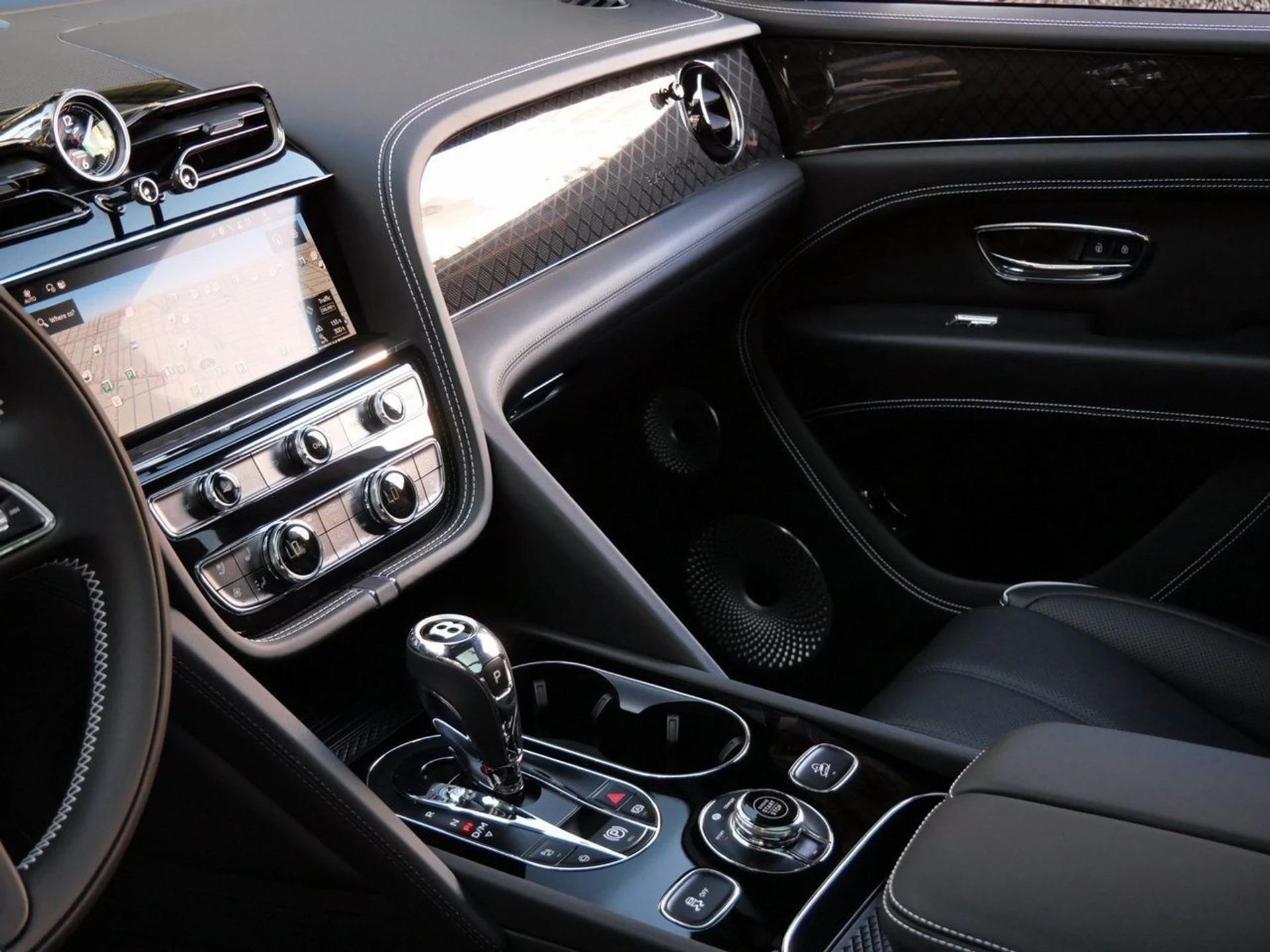 mph013_3362418542_5e634beb40b90efe14f2a30b008a2efex_ba74021481