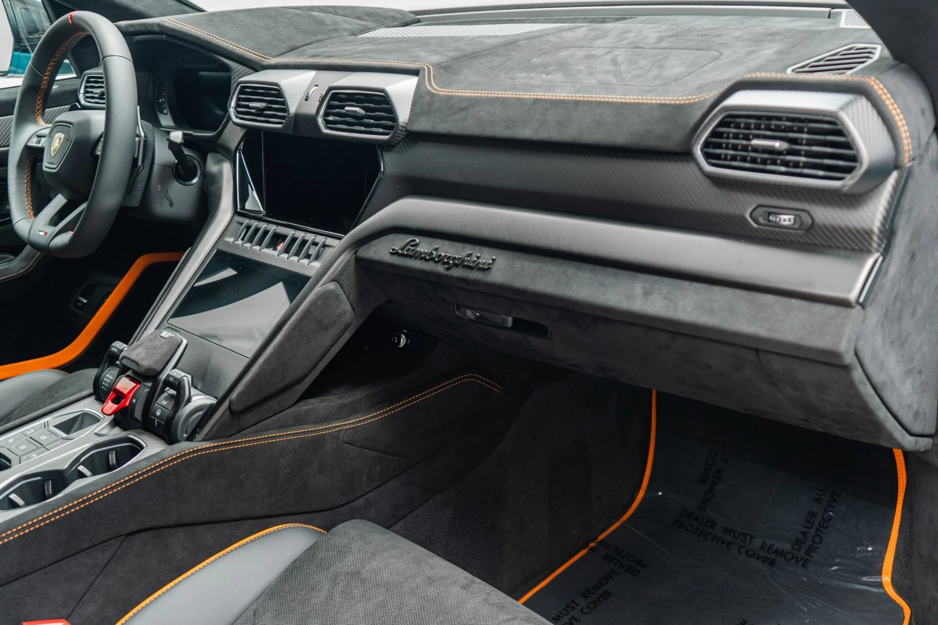 mph013_3365857944_Used_2024_Lamborghini_Urus_Performante_Ad_Pesonam_Color_Very_Low_Miles_1780696041_c2e49402e0