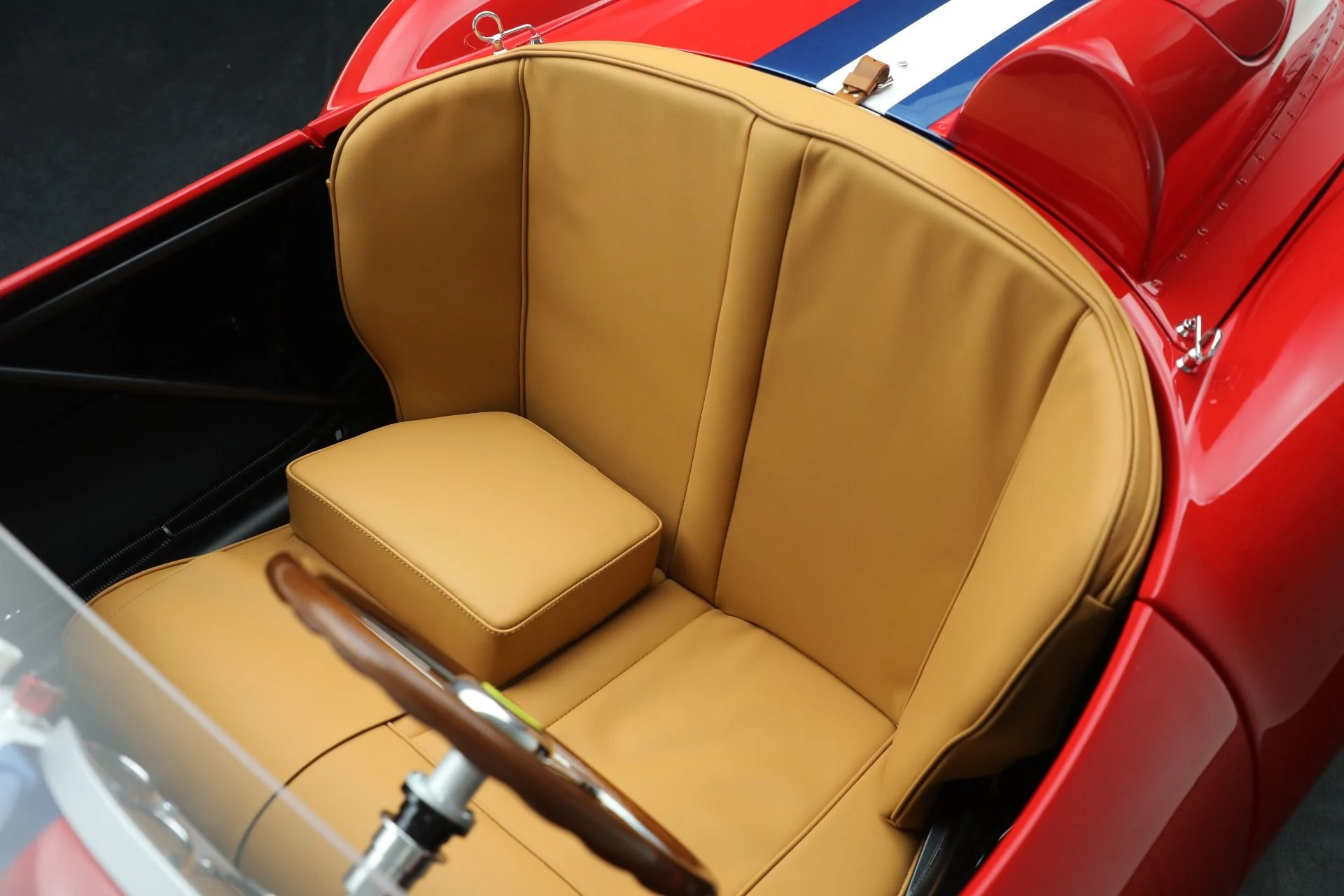 mph013_3367623127_New_2025_Ferrari_Testarossa_J_053373097a