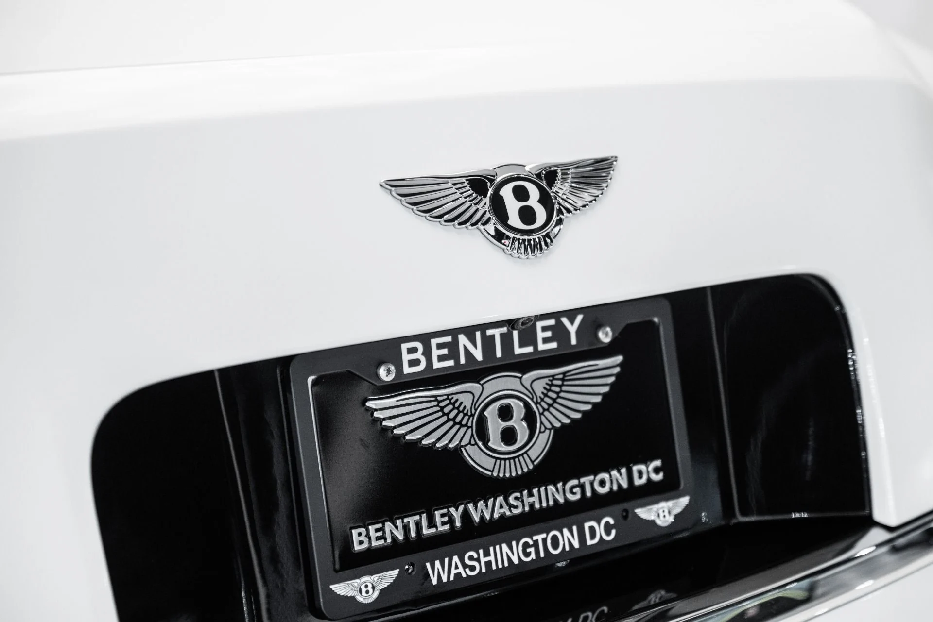 mph013_3372554862_Used_2017_Bentley_Mulsanne_Speed_1758377888_dd2225ce5a
