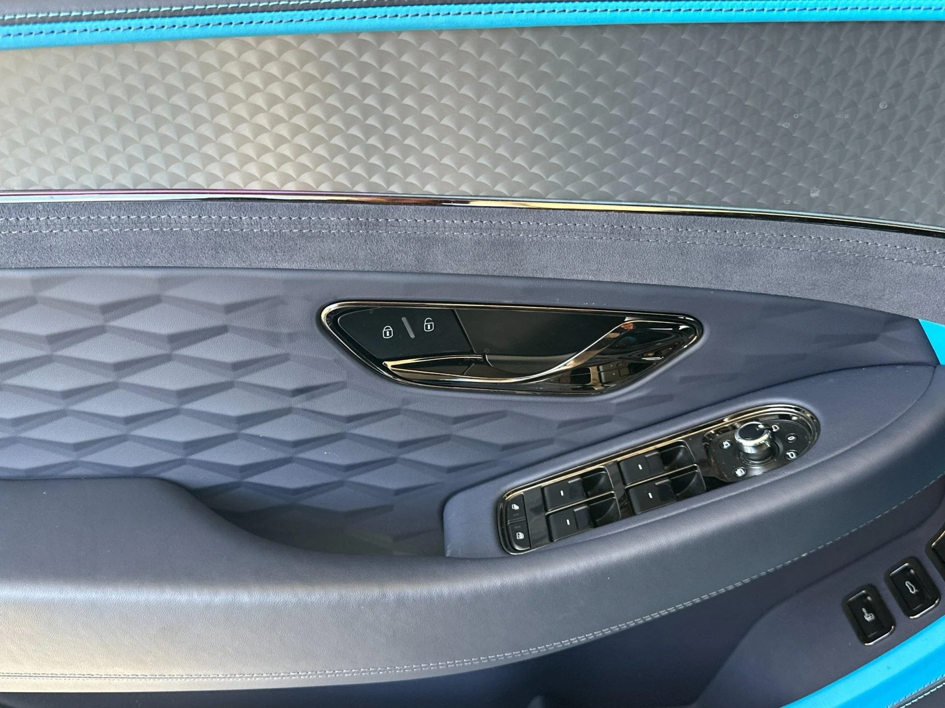 mph013_337824490_Used_2025_Bentley_Continental_GT_Speed_1760604431_8d9793b06a
