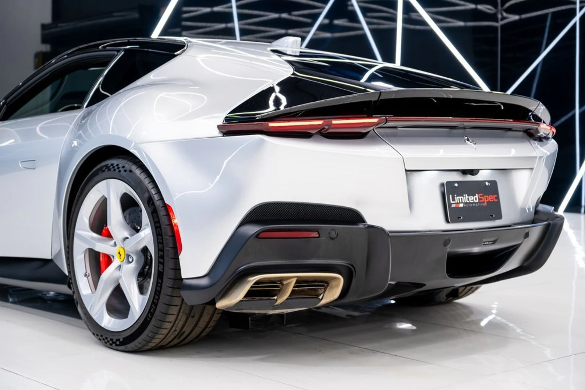 mph013_3379974199_418f016f08db81fccb85ea2b034152a8_07841ba705