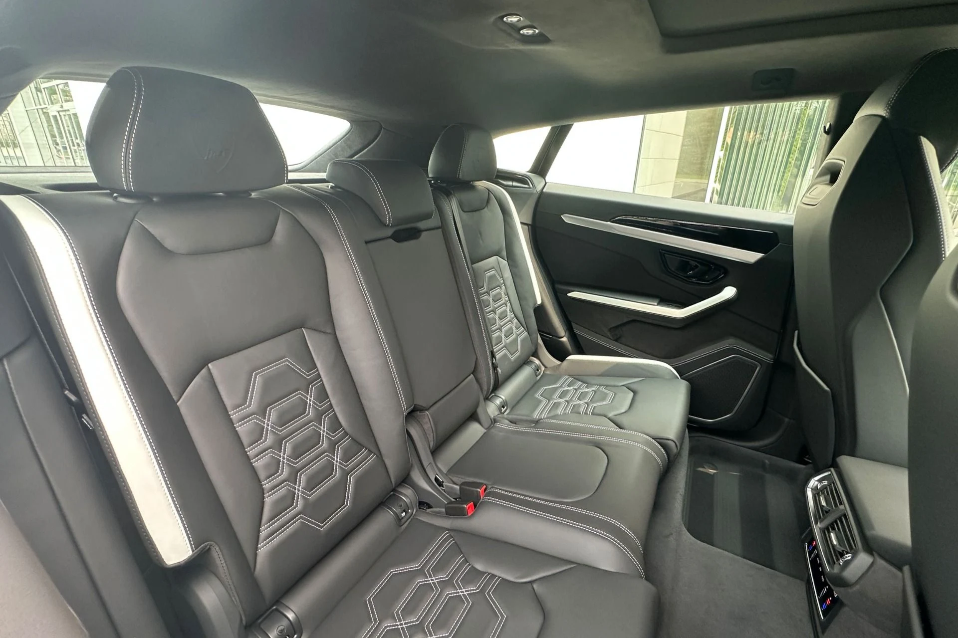 mph013_3381116267_New_2026_Lamborghini_Urus_SE_1784539635_6246e85afa