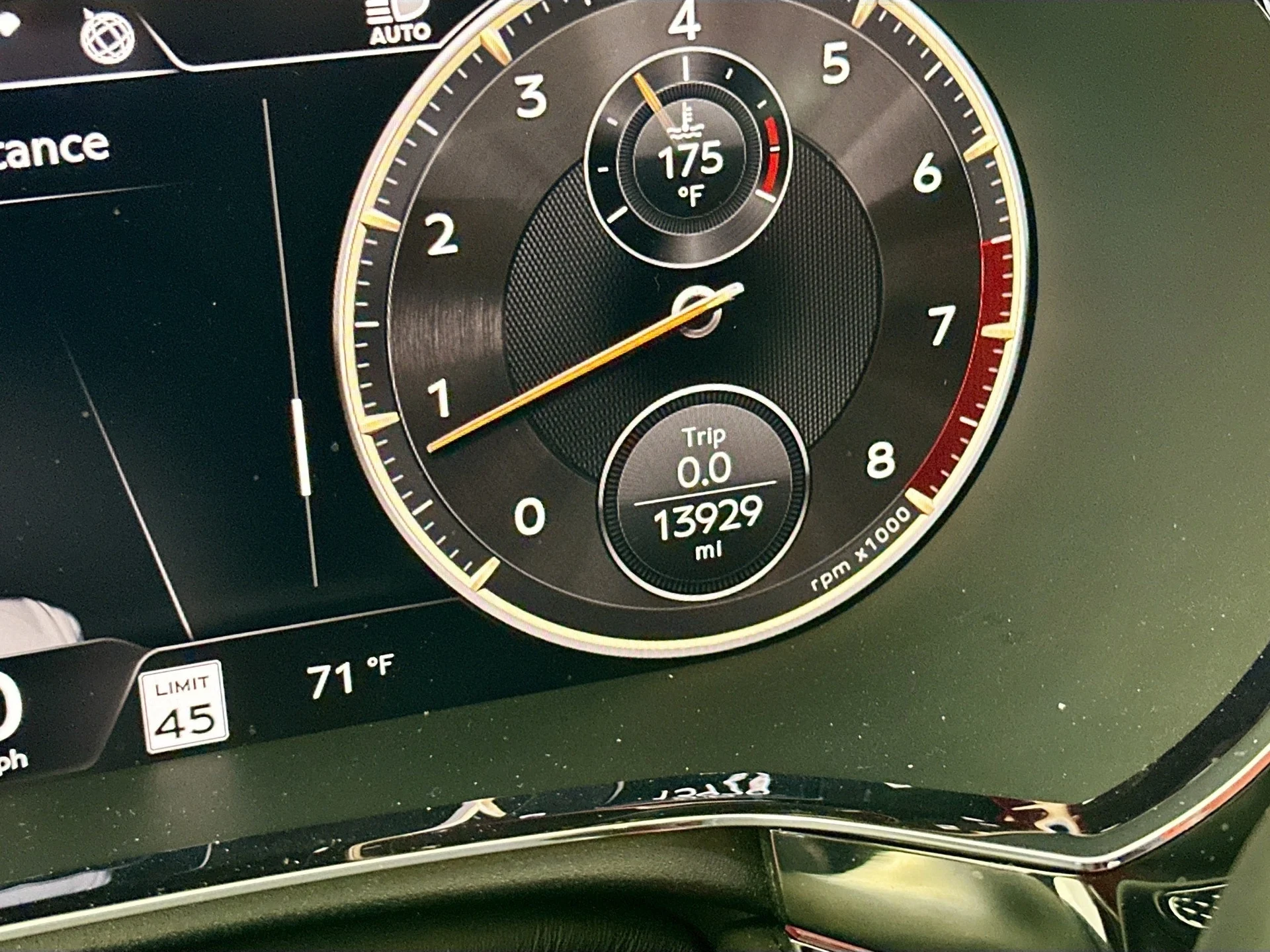 mph013_3386646579_14_84d7e35b91