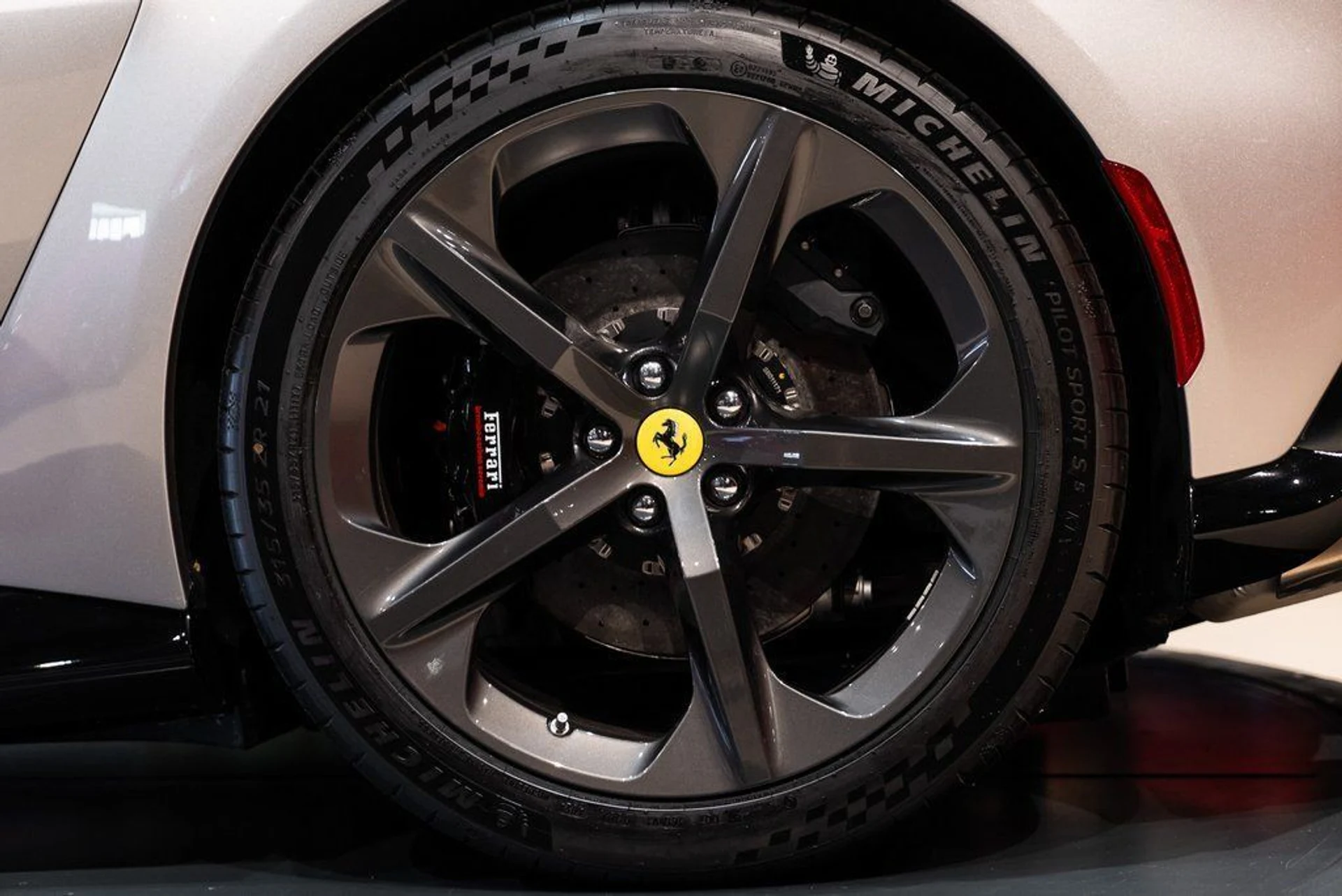 mph013_3388574062_0f11ea4f02bcd27b199c120a8fad2924_0dd2ffcf62