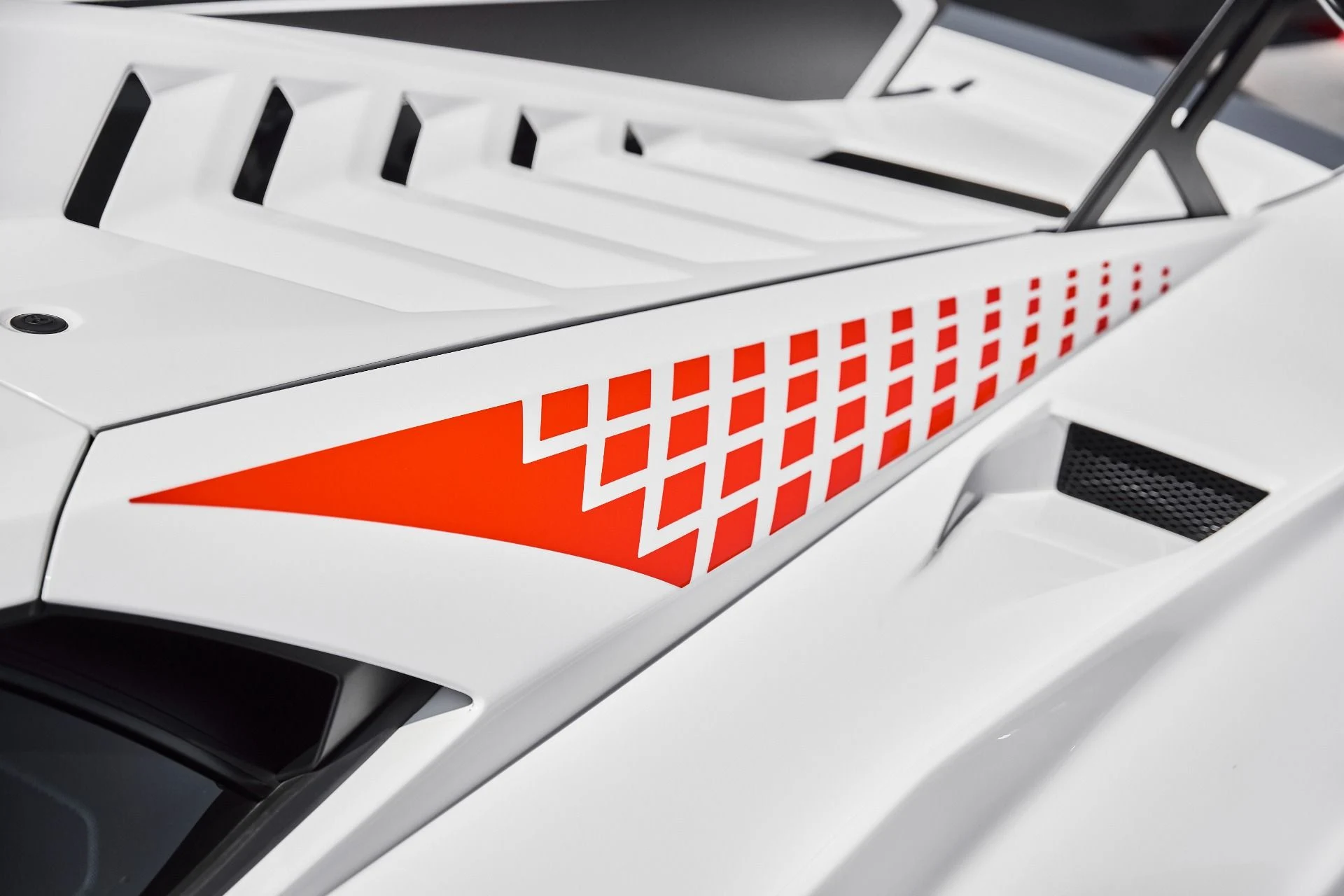 mph013_339278841_Used_2024_Lamborghini_Huracan_STO_Base_1775782793_1bf0fa8a68