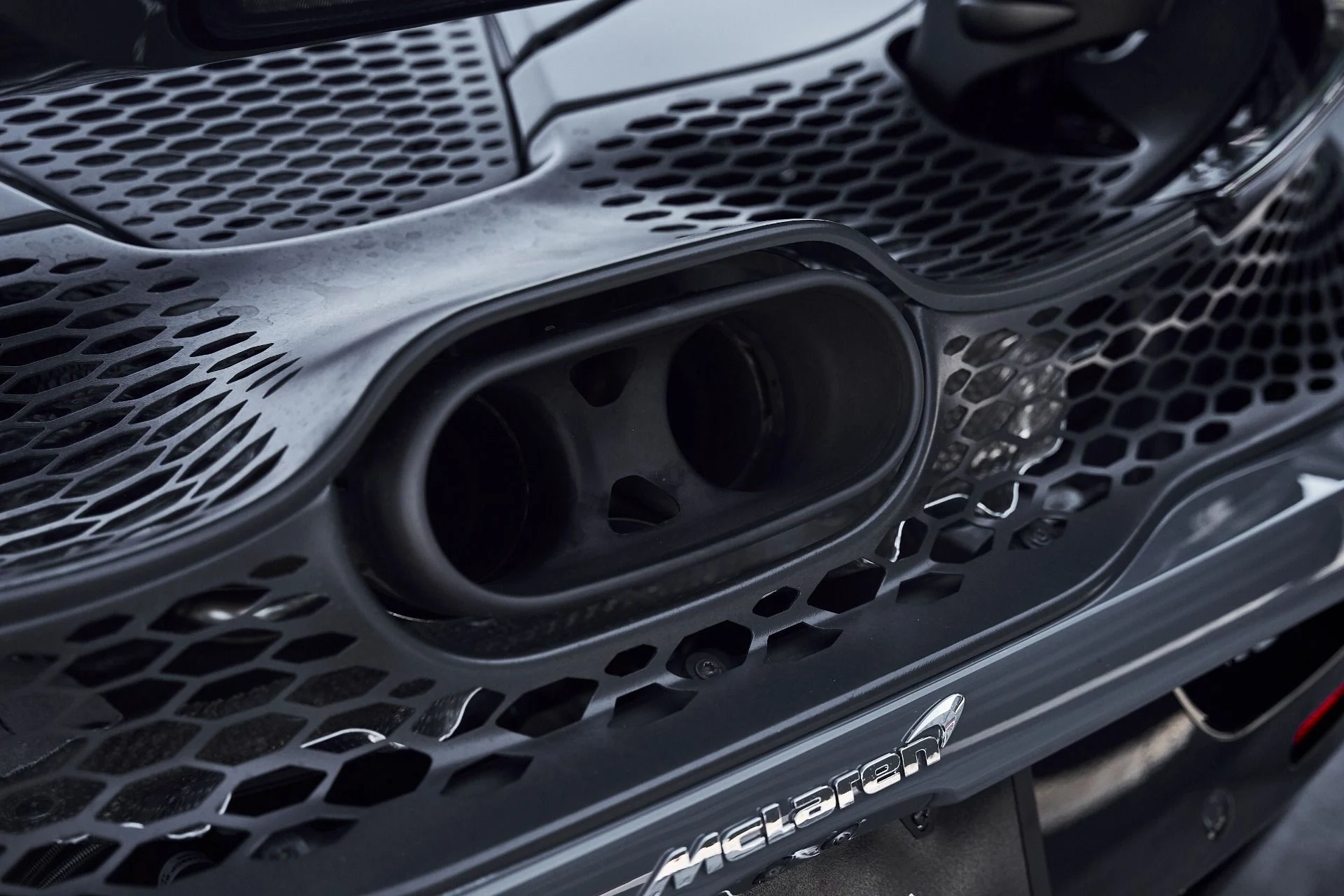 mph013_3402676753_Used_2026_Mc_Laren_750_S_1775868042_cd3b99d651