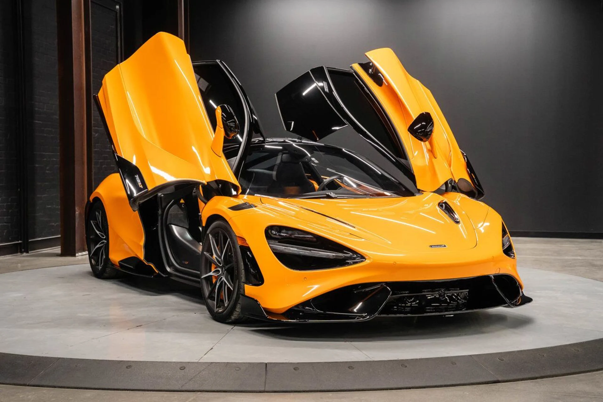 mph013_3404181211_mclaren_765lt_2021_0ab492db21