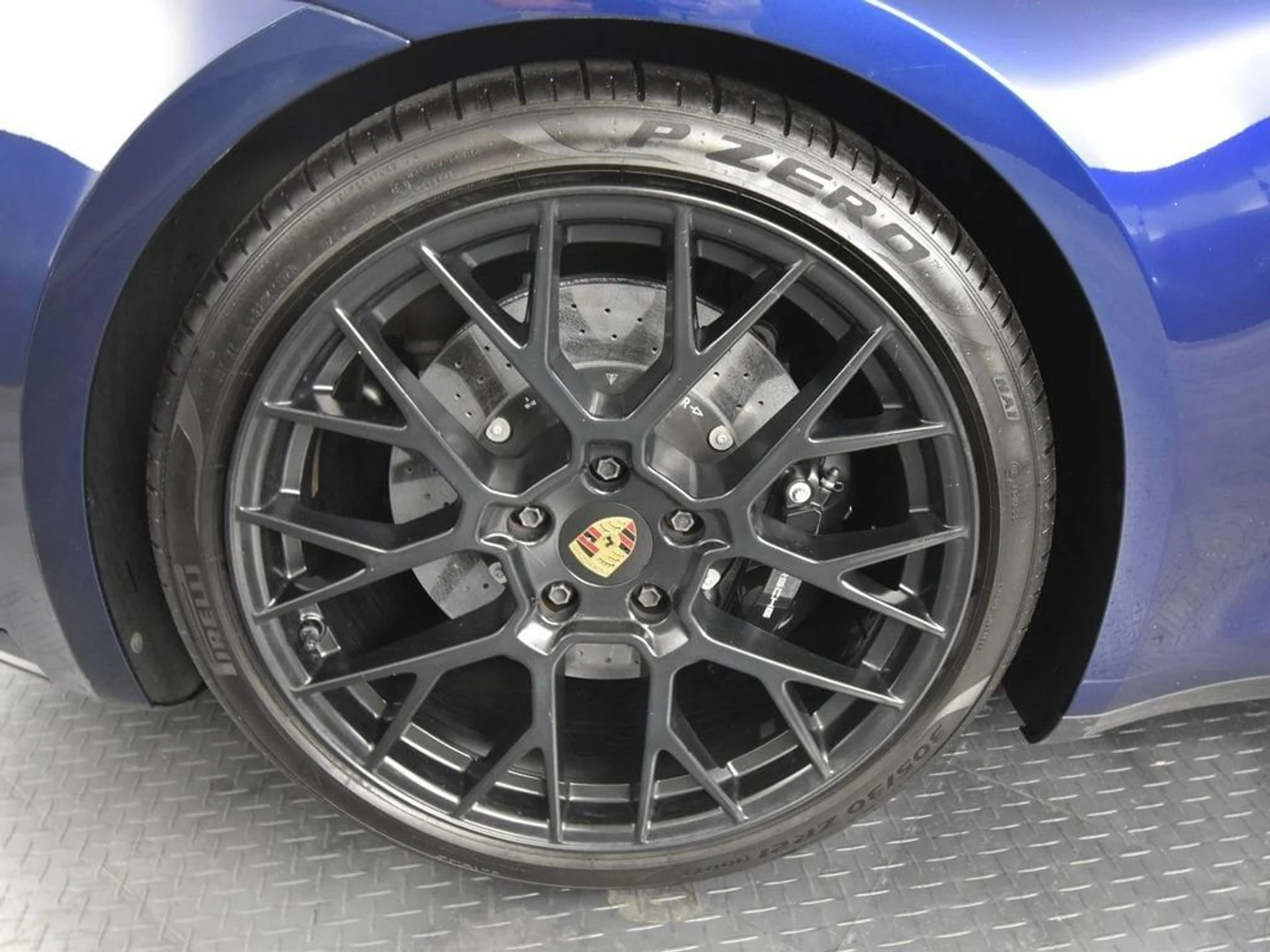 mph013_3405853373_8318a3d24f53f30e9cc3088e3e23b42bx_a6c6d09c51