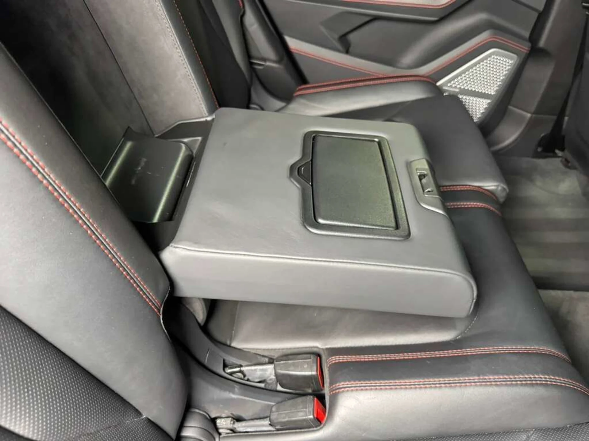 mph013_3408362786_40c06b809debe0e10c6be76c9b2855e8_11e10b754c