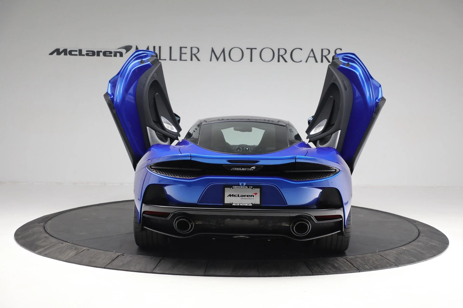 mph013_3410477059_New_2023_Mc_Laren_GT_Luxe_50e4e403a3