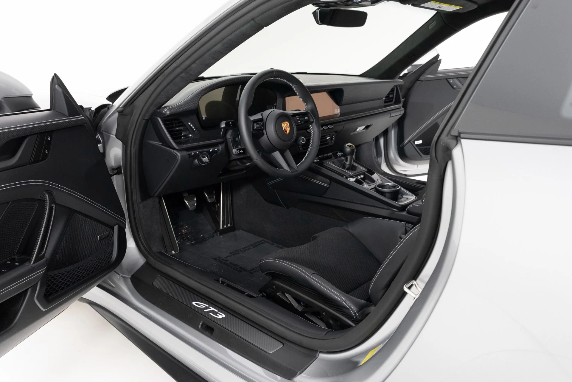 mph013_3413201988_Used_2025_Porsche_911_GT_3_Touring_1758929790_2a220a0fb3