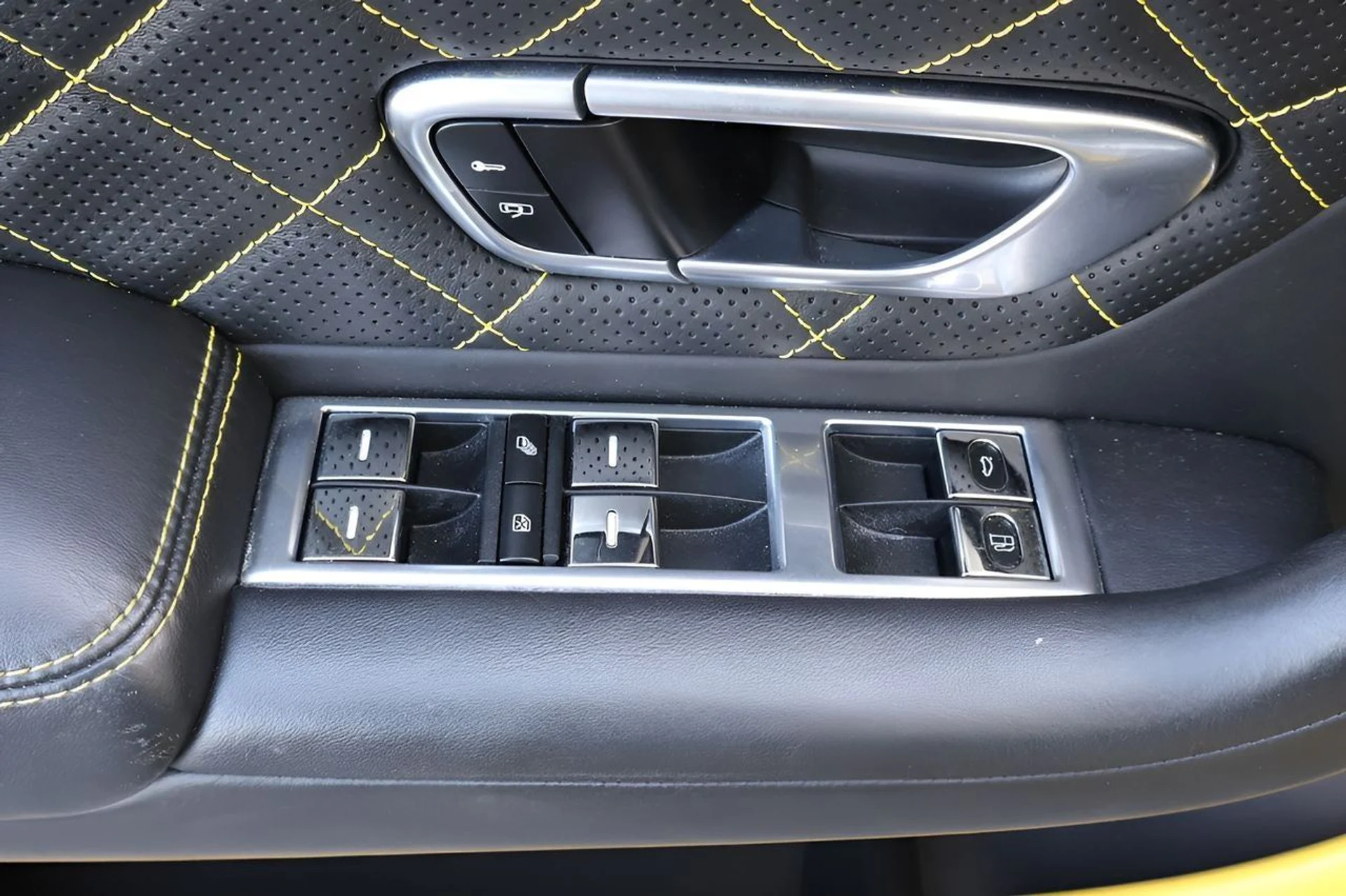 mph013_3415530655_14_ae5da16cdb