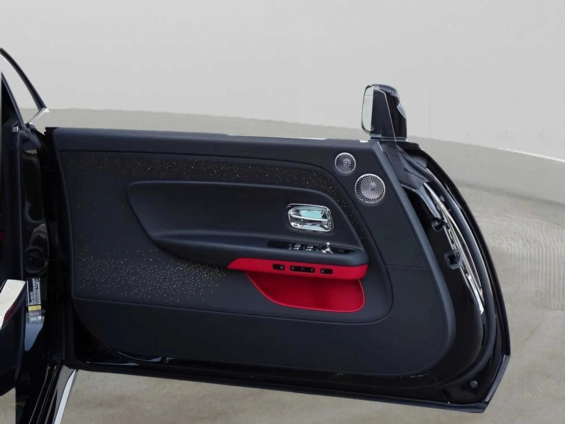 mph013_3416675899_8bweu9vznr6e7wxp2jvi1sn4ugcw_4c57746dad