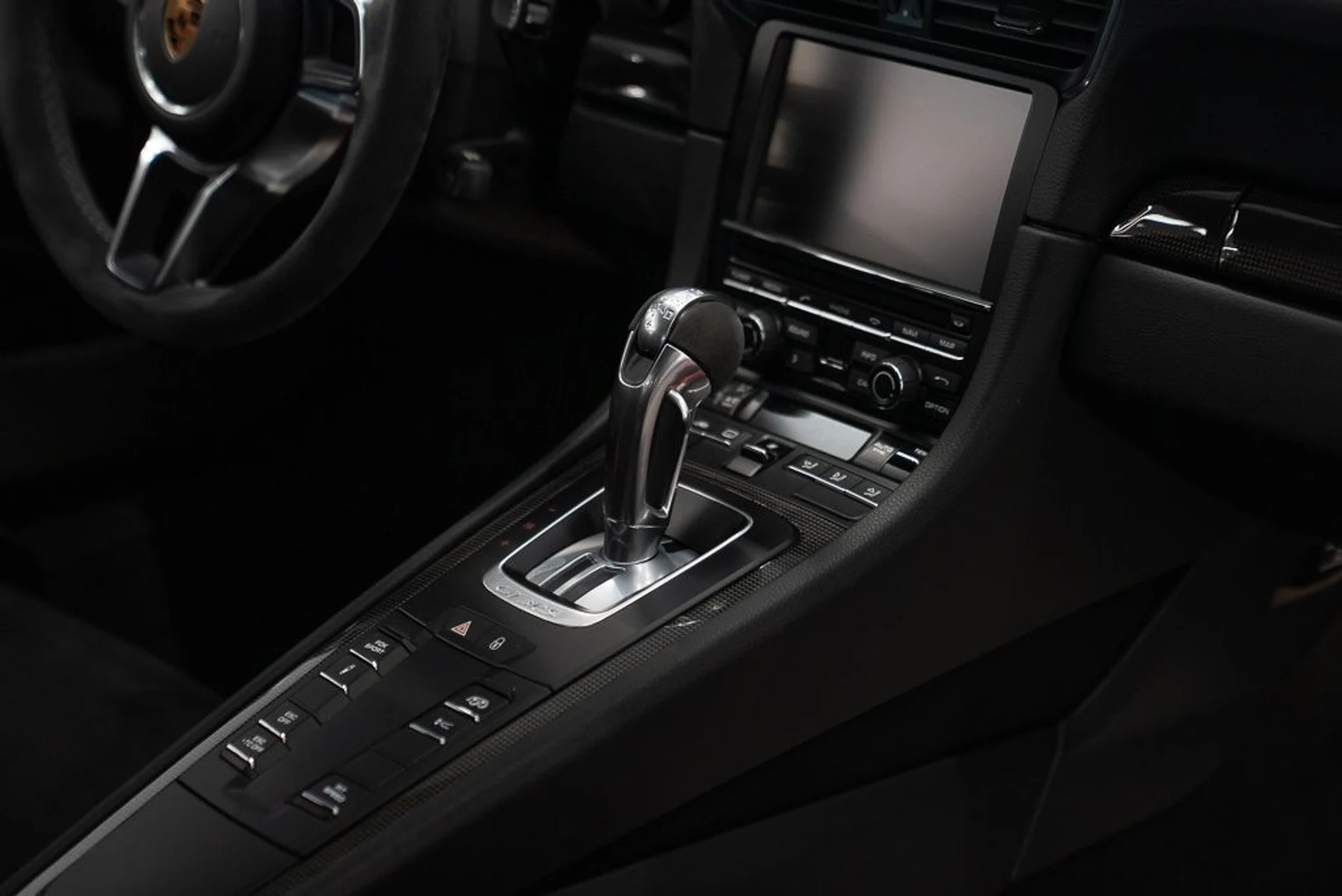mph013_3418123223_porsche_911_2016_jpg_v_1780407122_ad71744f8c