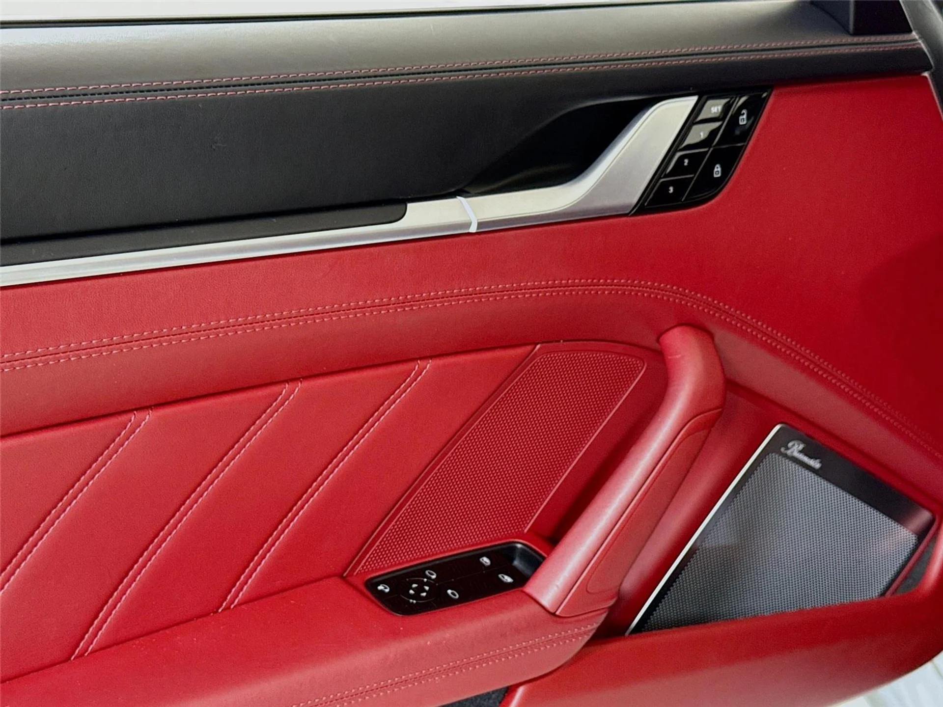 mph013_3418529827_2688a178d772f2fc3dfb03f7eea844e5_d90e782454