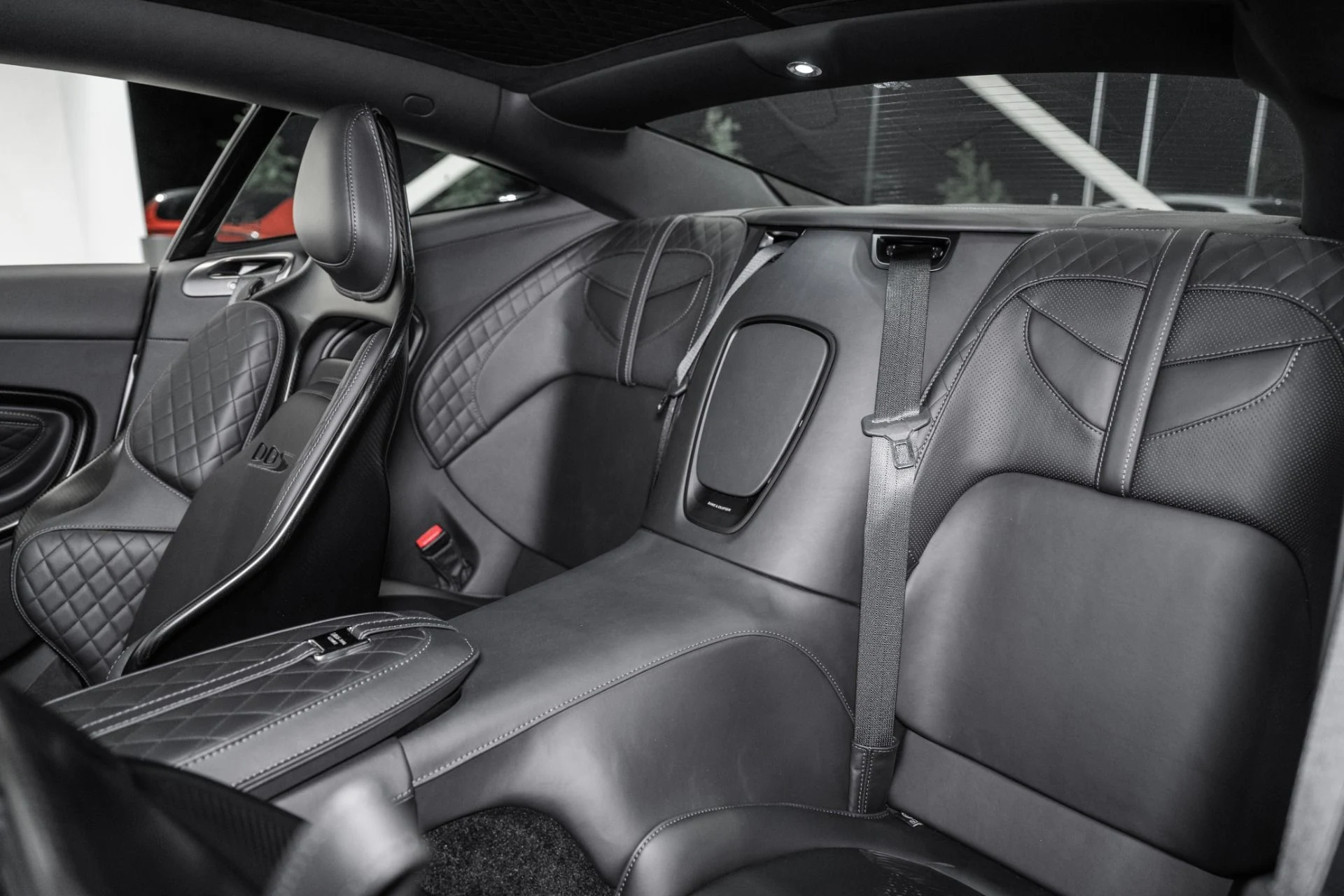 mph013_3419944334_Used_2023_Aston_Martin_DBS_770_Ultimate_1778011376_fb1b9d371d