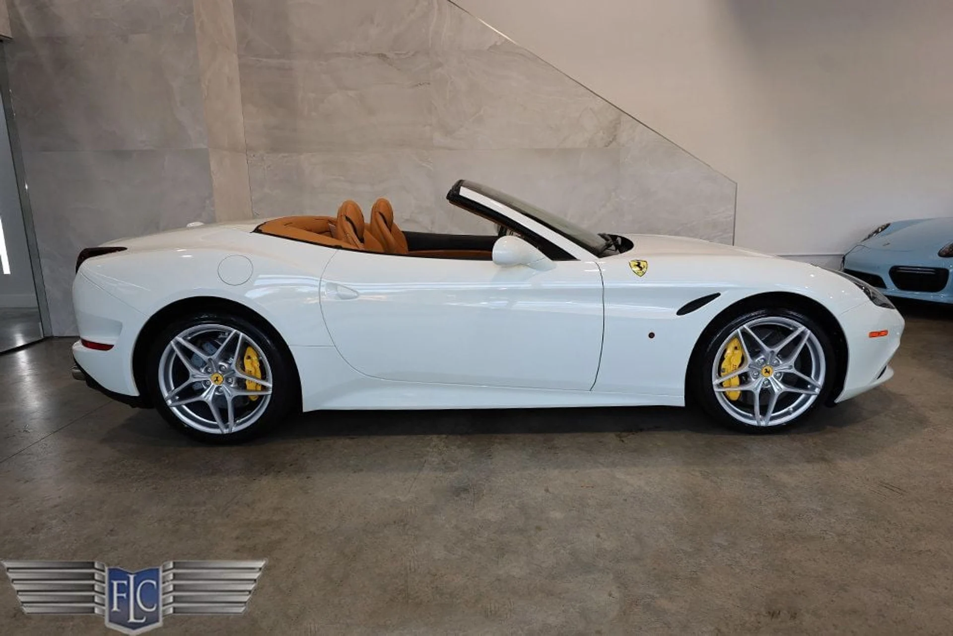 mph013_342048181_used_2015_ferrari_california_t2drconvertible_9689_22995447_14_1024_2506b44654