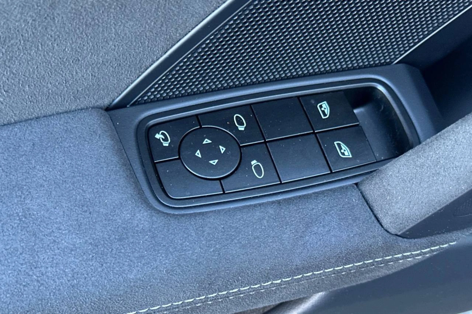 mph013_342711683_1280_b91c3f2143