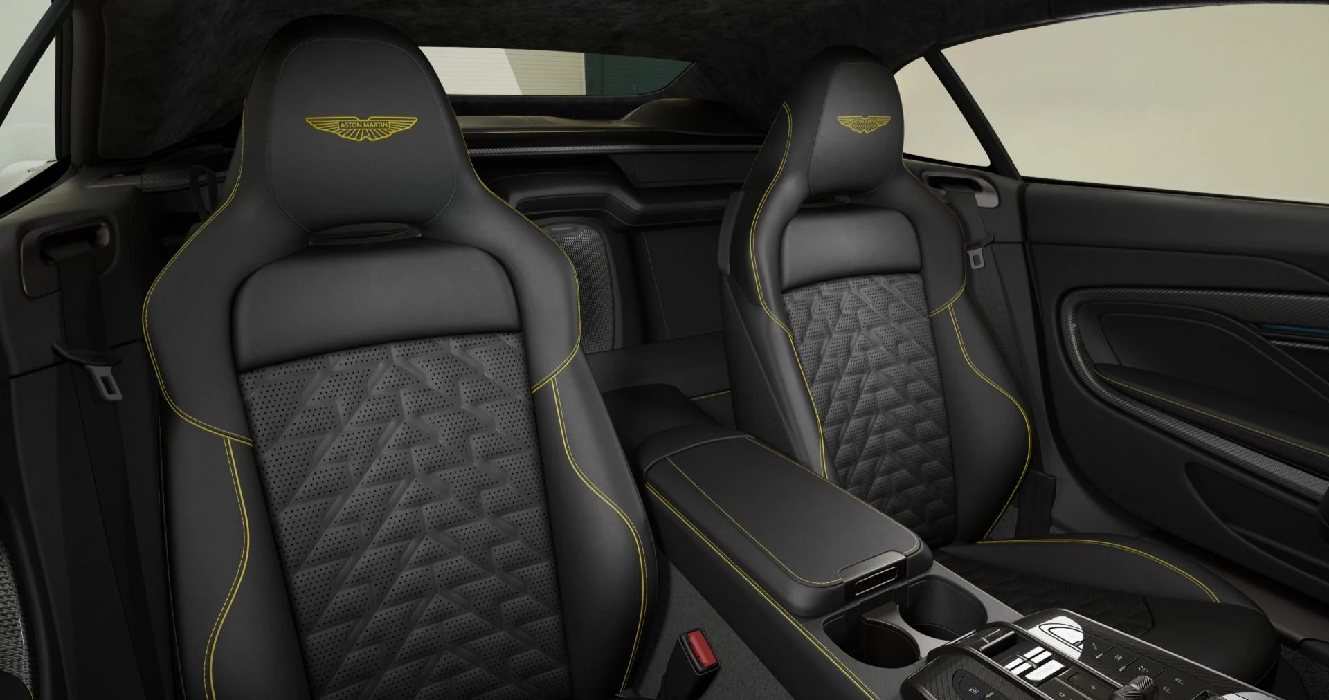mph013_3432746153_New_2026_Aston_Martin_Vanquish_Volante_1787944540_0b814e7ce6