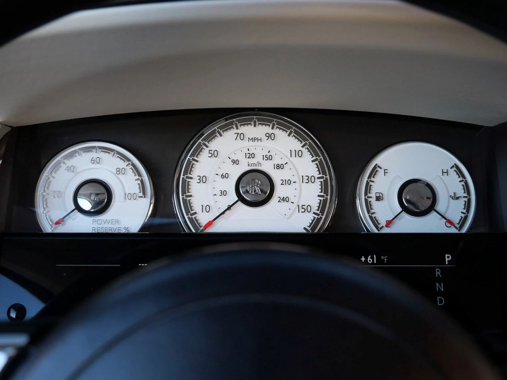 mph013_3433150422_9a65ba01f21302328870b13a386a2686x_53c3dd3fe5