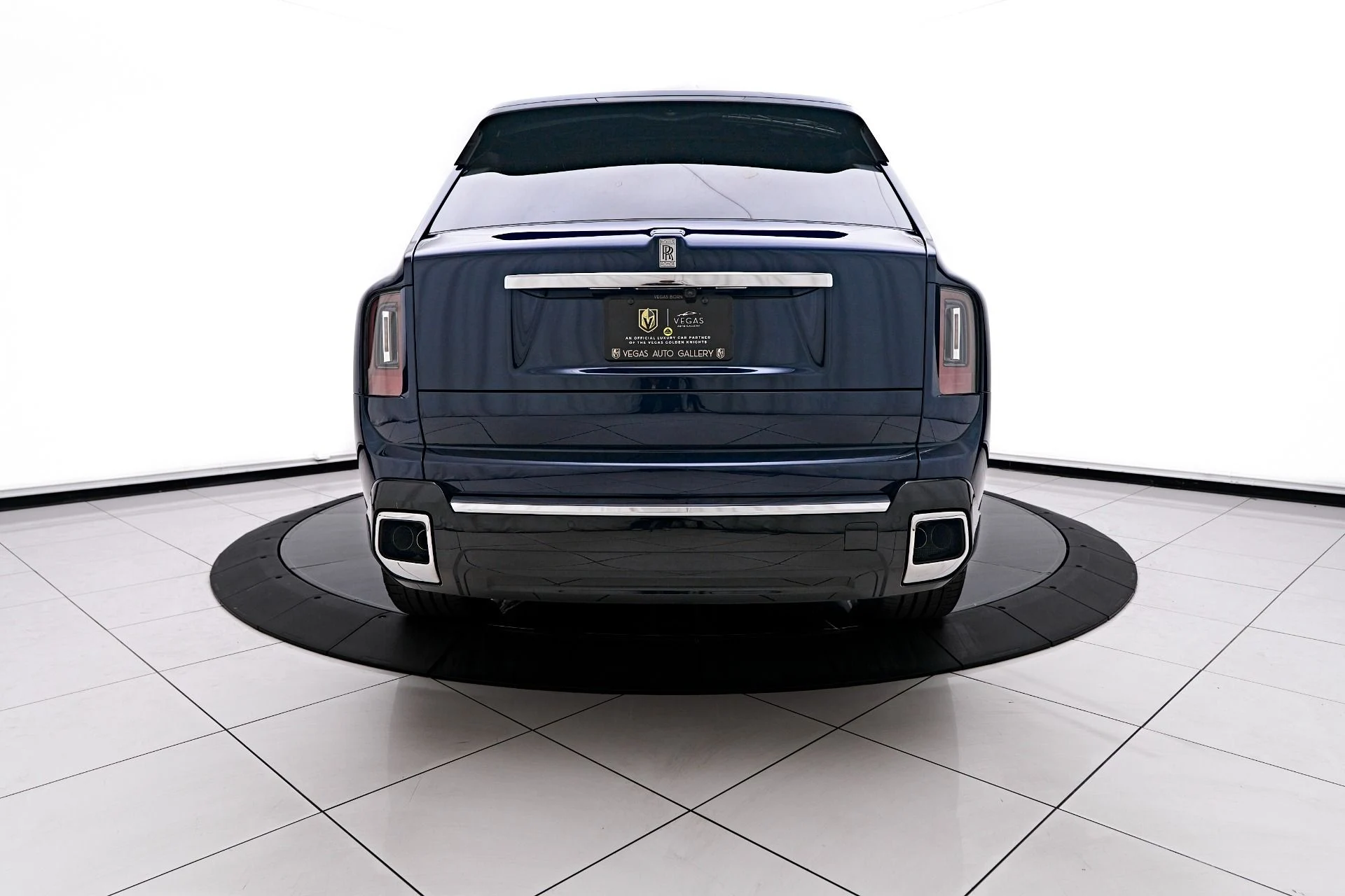 mph013_3434358537_Used_2025_Rolls_Royce_Cullinan_Base_1755895153_e8e1f3d9a6