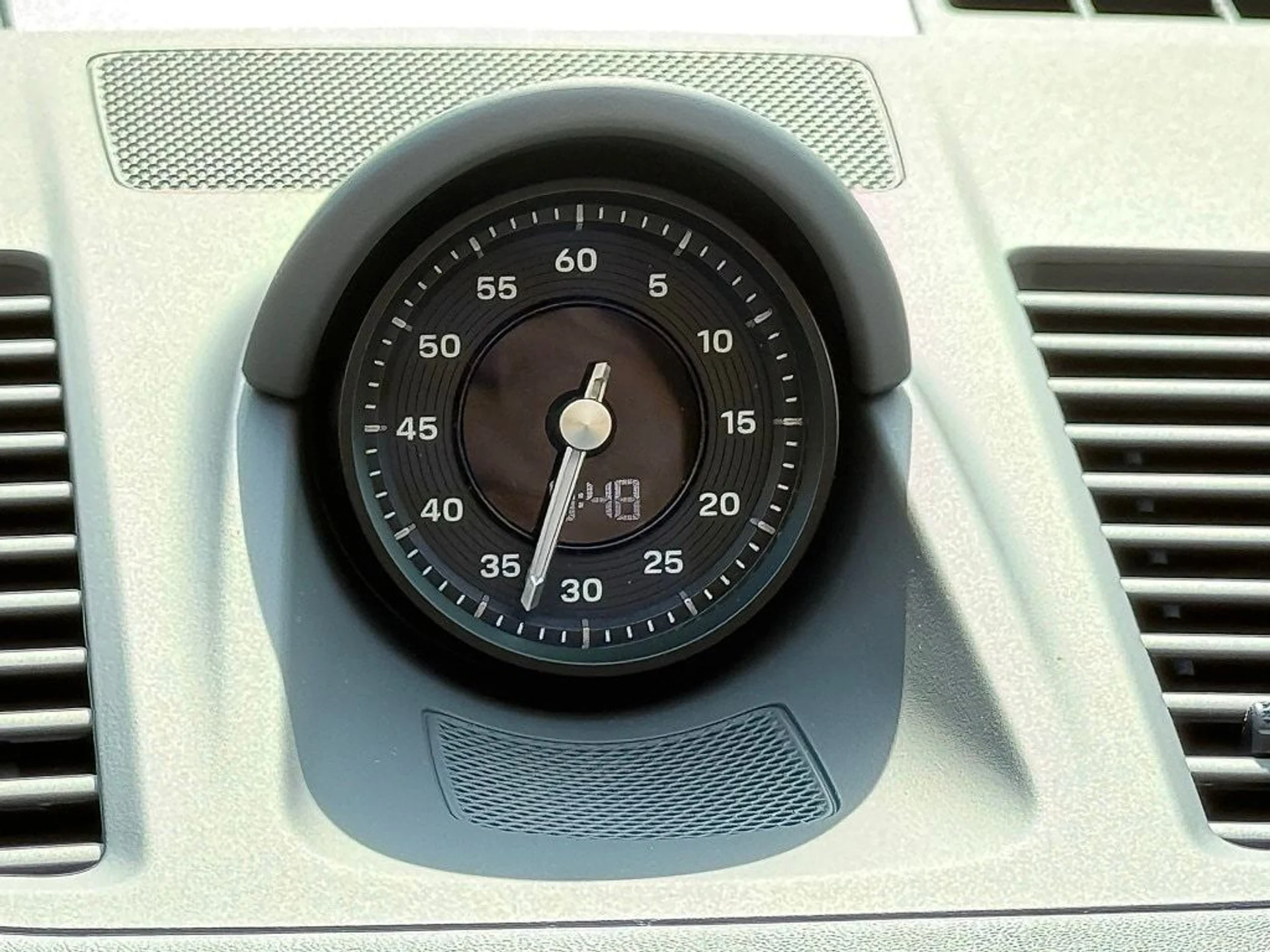 mph013_3437395068_6f9b945c4632dd6cf1eb6c07b6374d1dx_b523e1e310