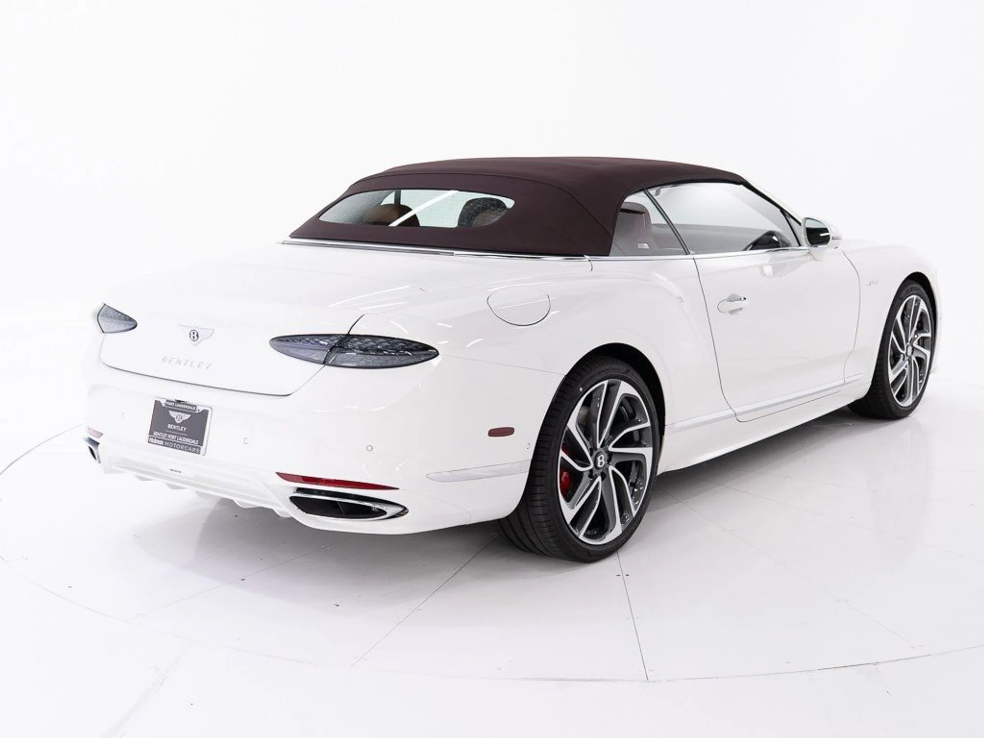 mph013_3437886269_5cd763be1e86503f8792495a2537094a_17f9b0e9e7