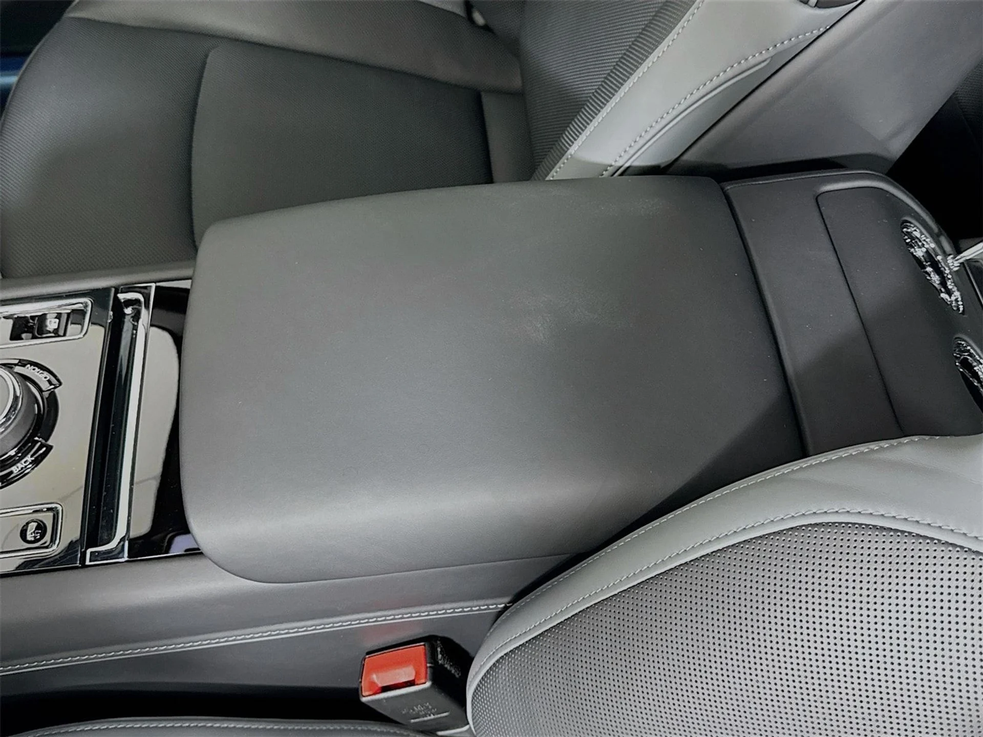 mph013_344116707_4fe3f74ef71e17b63d52333233567592x_4bc8412062