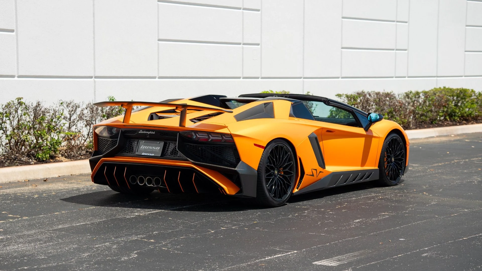 mph013_3441553506_Used_2017_Lamborghini_Aventador_LP_750_4_SV_1750200033_c295068247