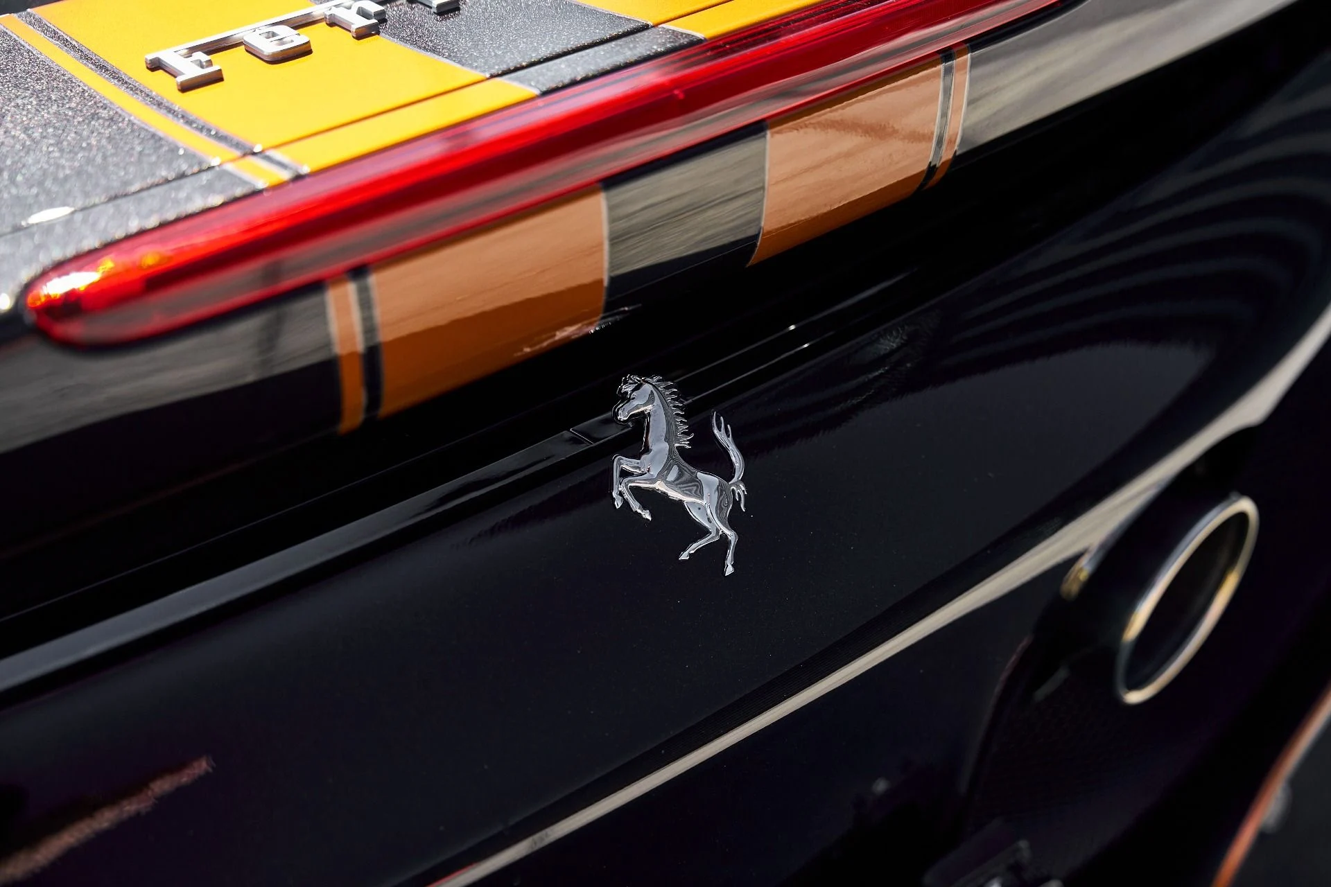 mph013_3445837293_Used_2023_Ferrari_SF_90_Stradale_Base_1771034604_95313a0025