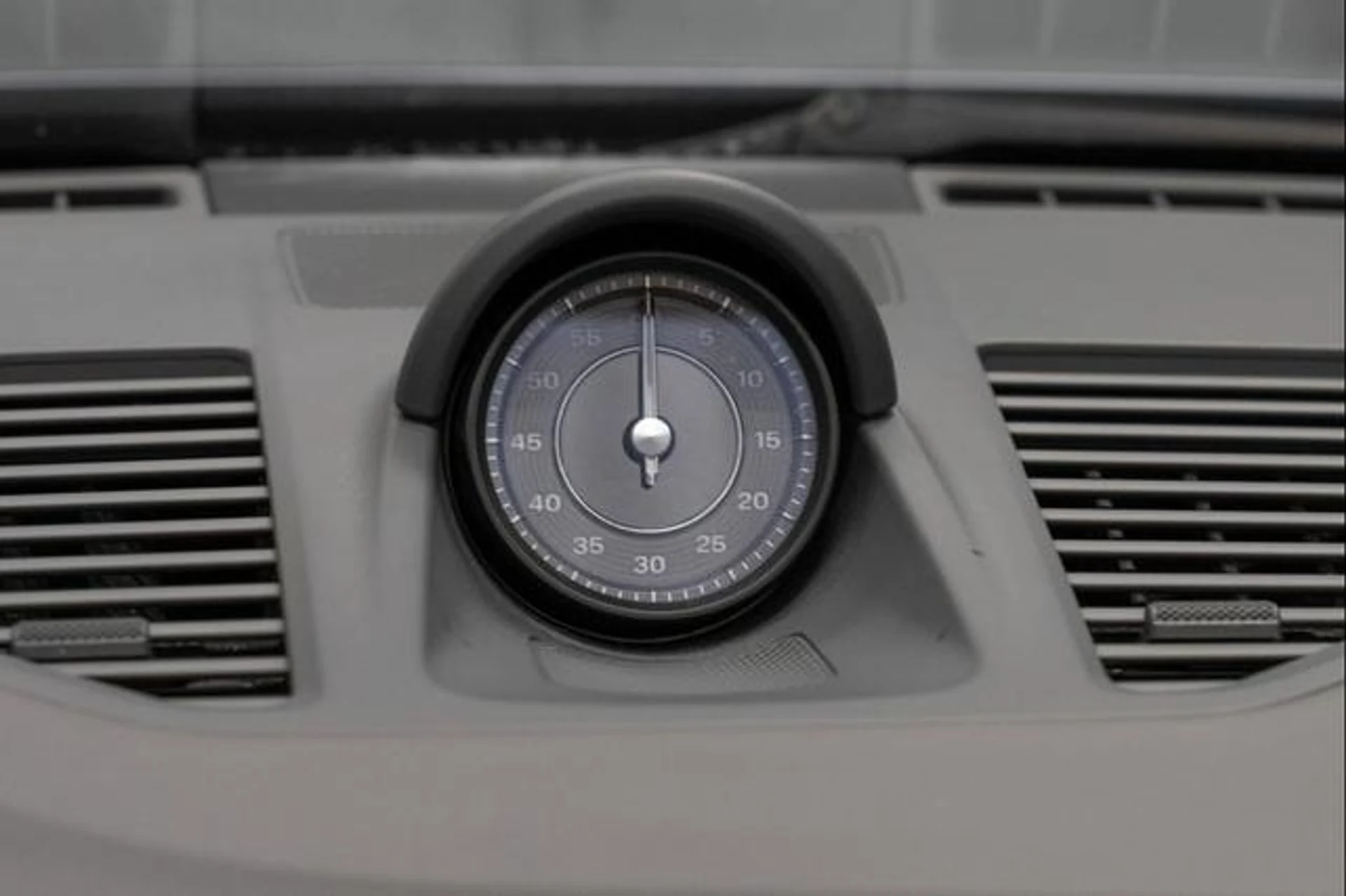 mph013_3454159521_7ga_S_Ibxu_O4m3v_V4_RTP_5_B1t_JR_Vn_A_779ceae1d7