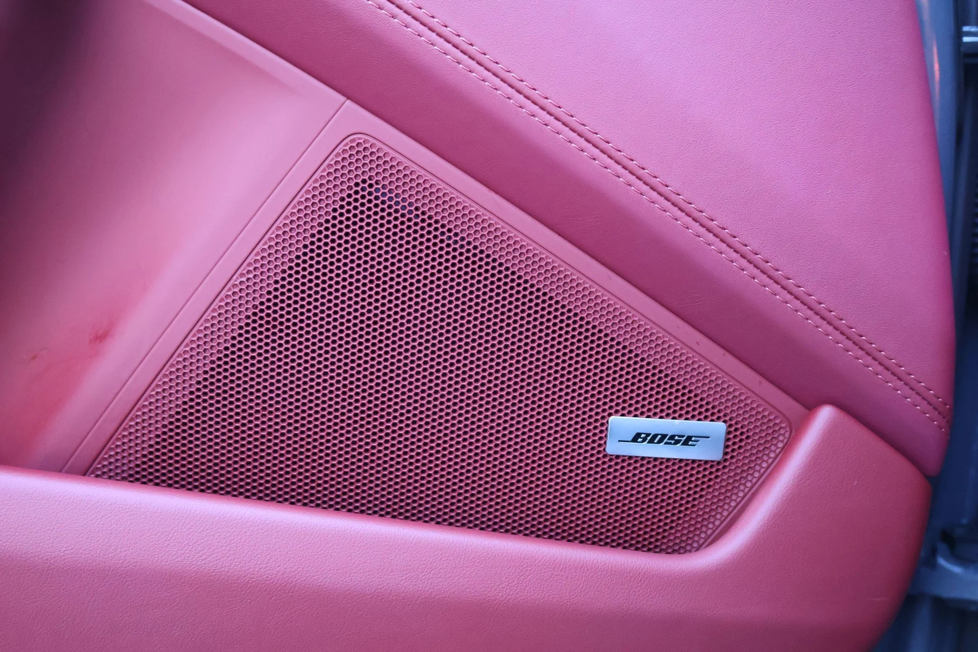 mph013_3458113171_e321889908fd86f24383b86055fdbd9d_0a99947141