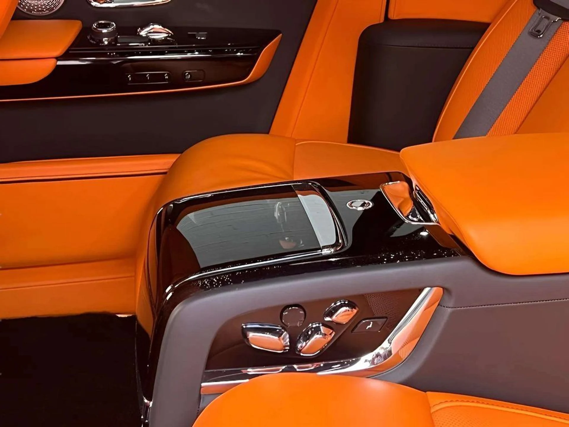 mph013_3460232555_308b0736474c947fe167aeb7eceaf958x_03e1968a35